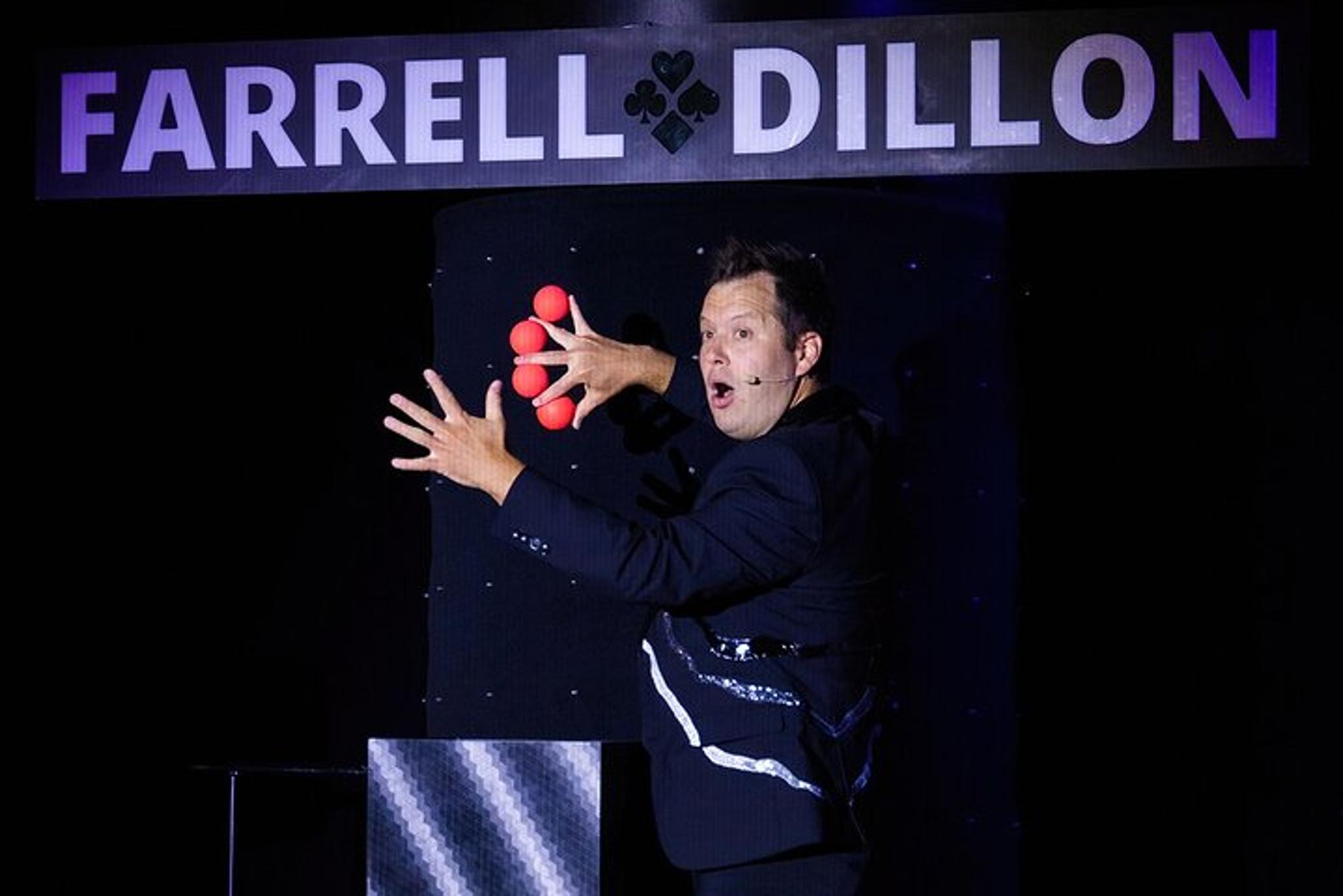 Las Vegas Comedy Magic Show with Farrell Dillon - Image 6