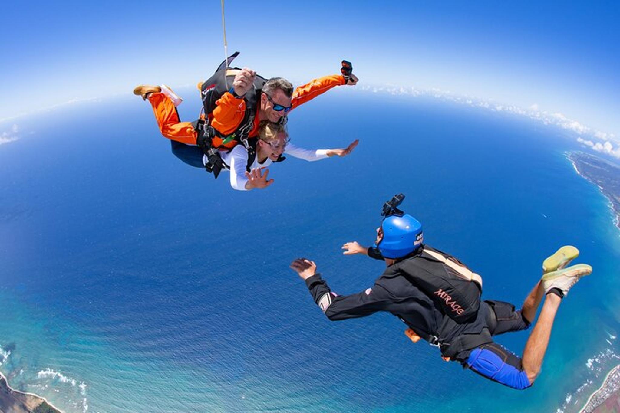 Hawaii Tandem Skydiving Experience 3 hr - Image 4