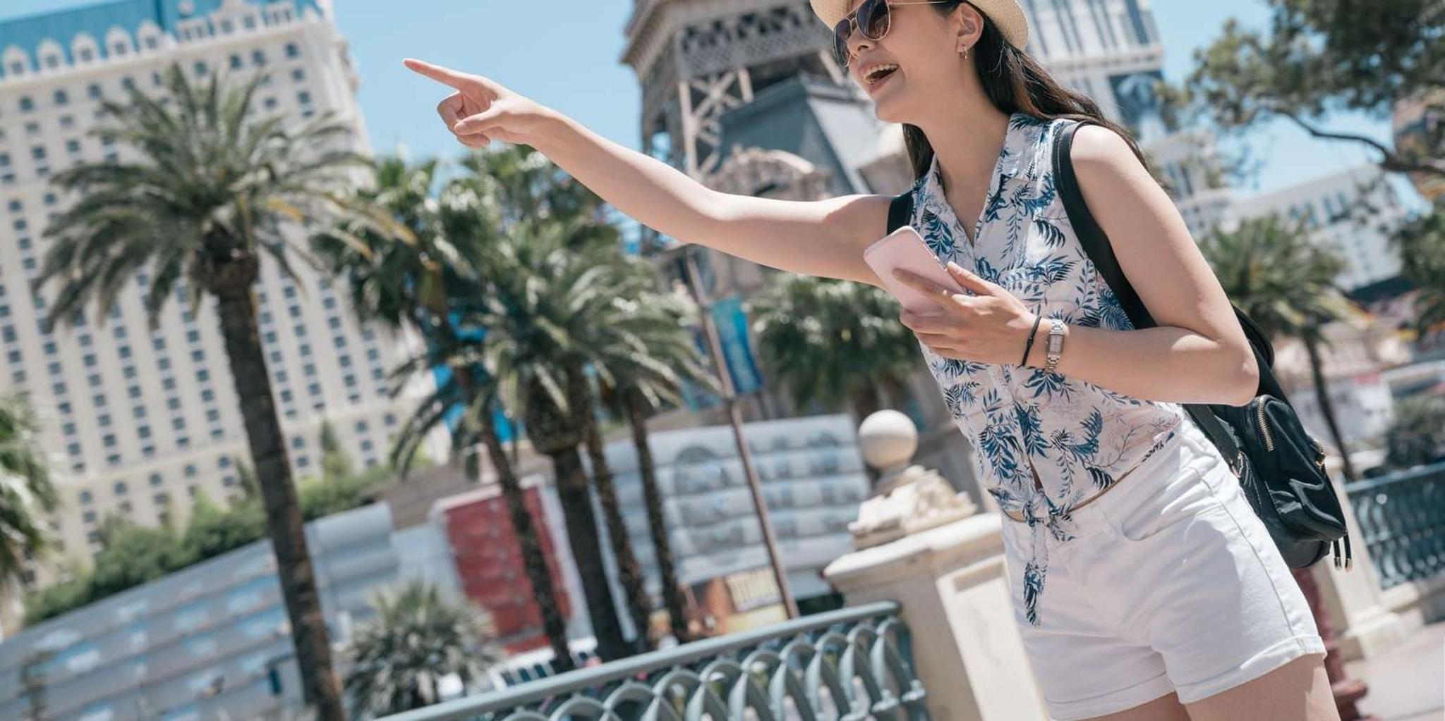 Las Vegas Eiffel Tower Private Tour - Image 2