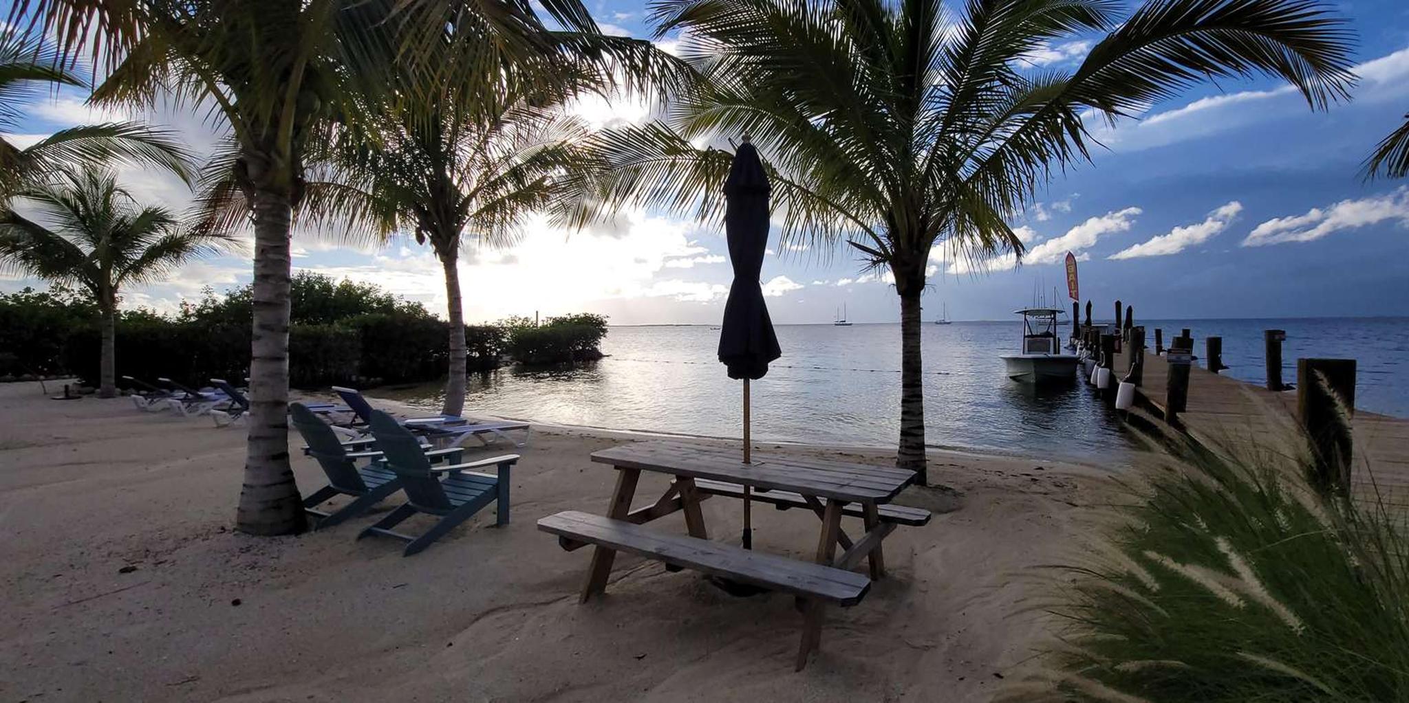 Key Largo Mini Pontoon Boat Tour at Sunset - Image 4