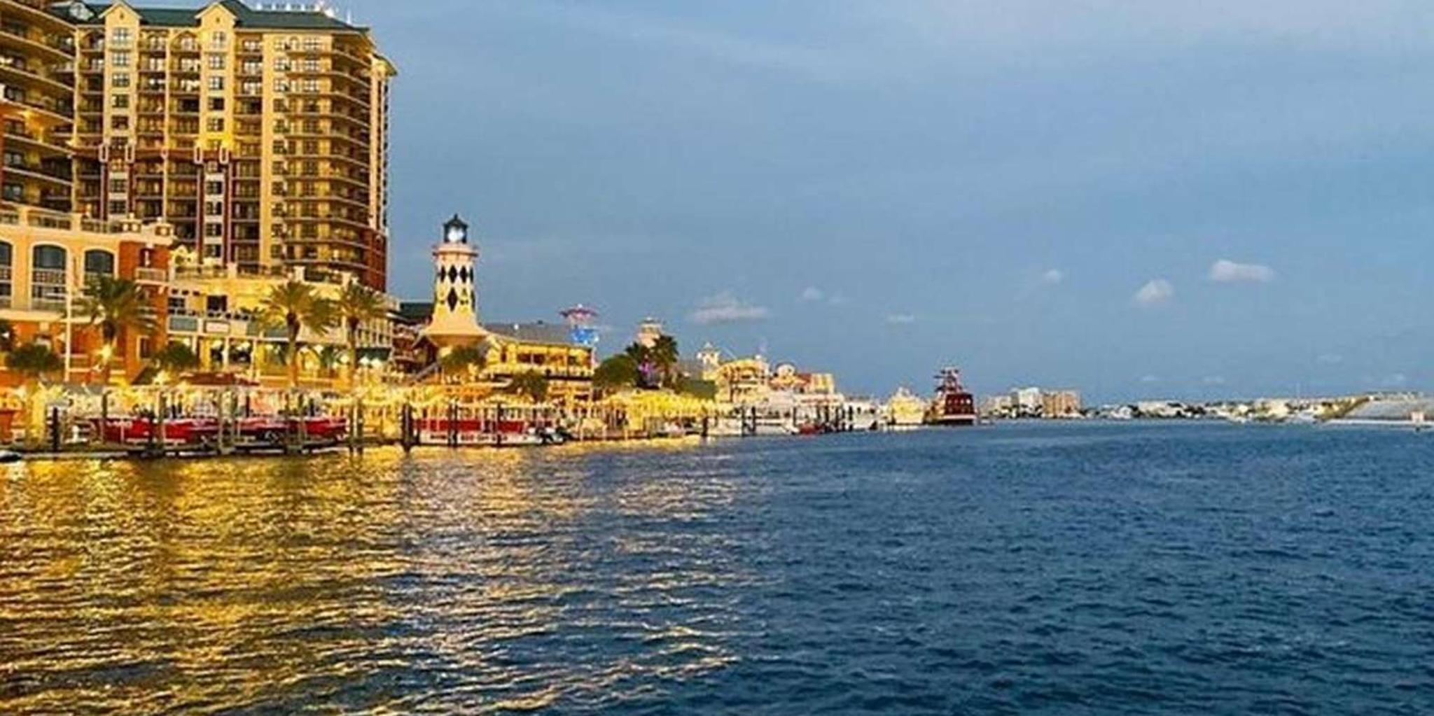 Destin Floating Tiki Bar Cruise with 360° Harbor Views - Image 6