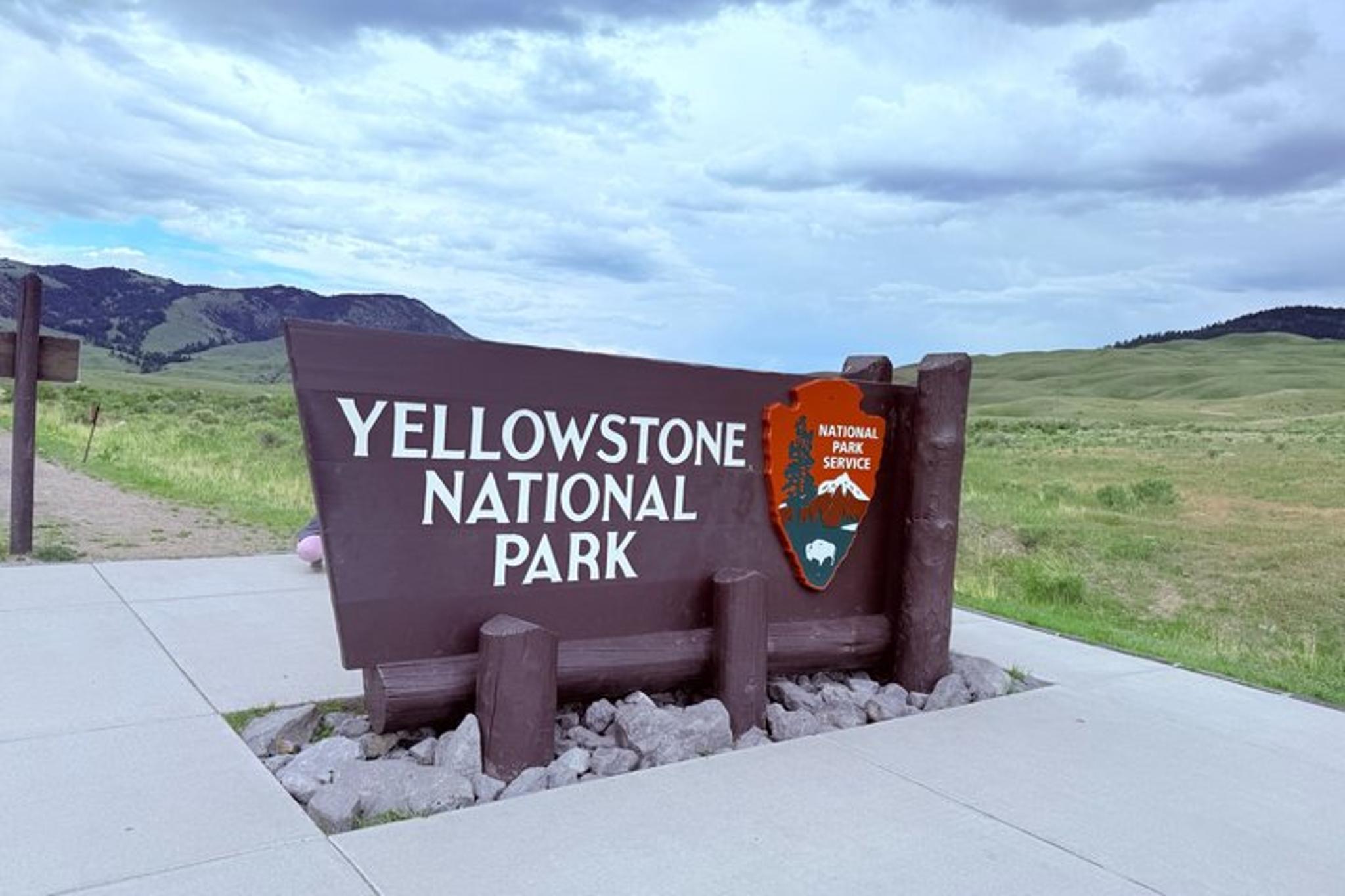 Los Angeles to Yellowstone & Grand Teton 8-Day Tour - Image 3