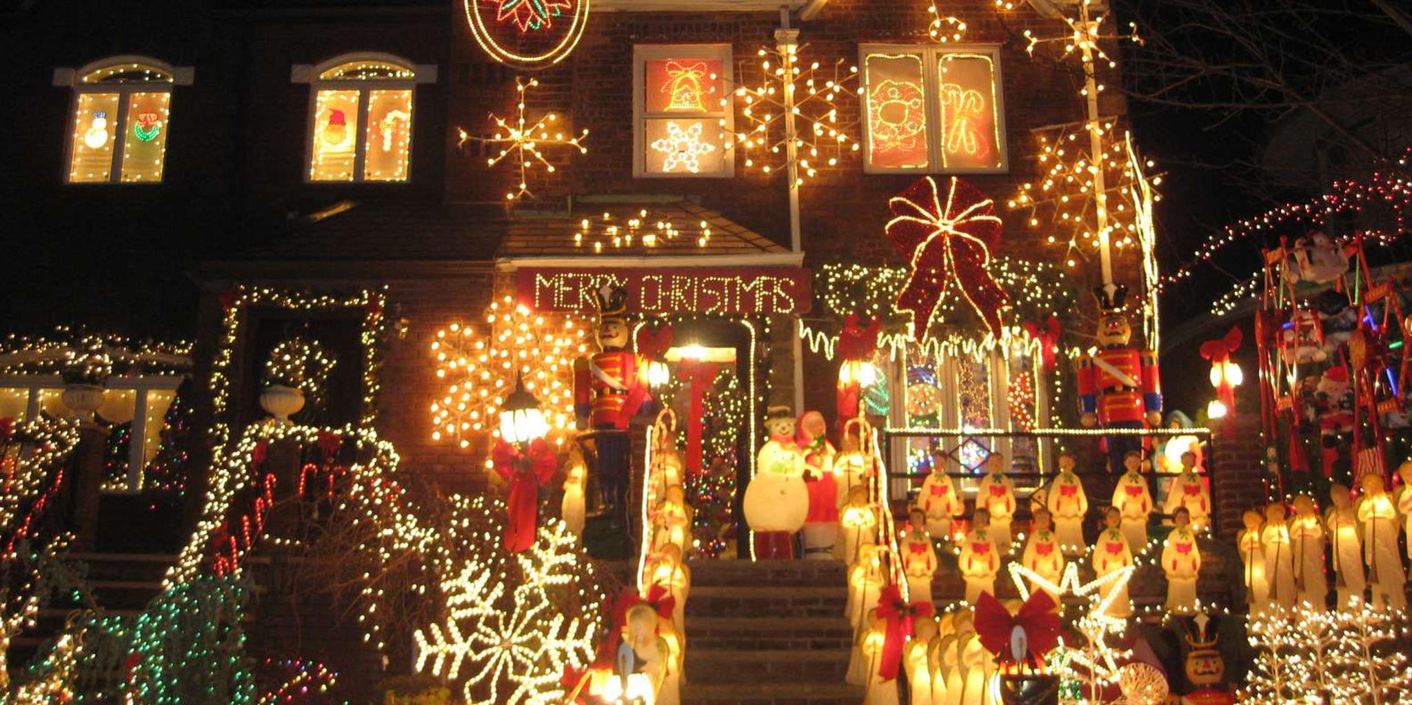Brooklyn Christmas Lights Tour from Manhattan 4 hr - Image 2