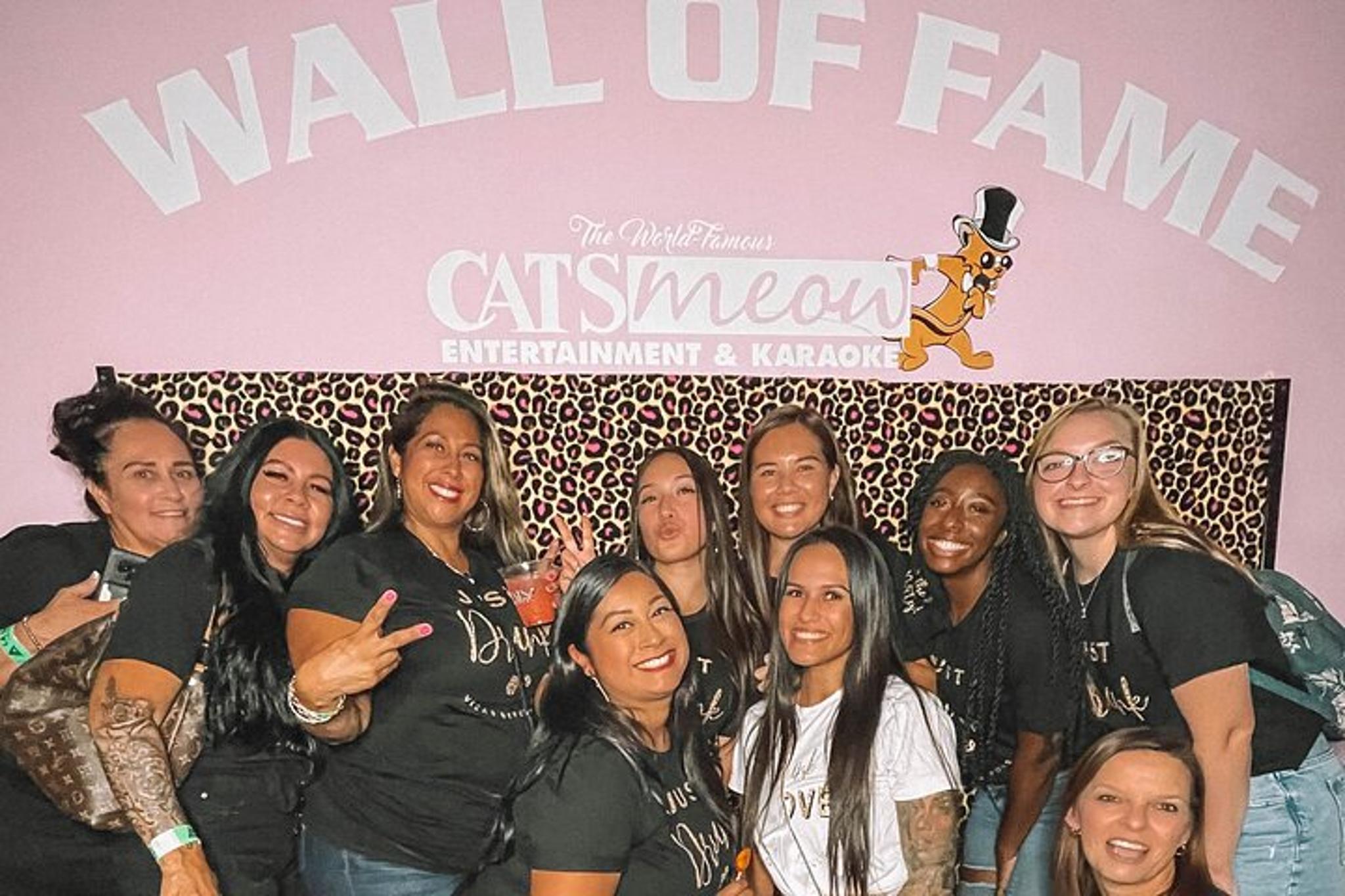 Las Vegas Walking Street Bar Crawl - Image 4