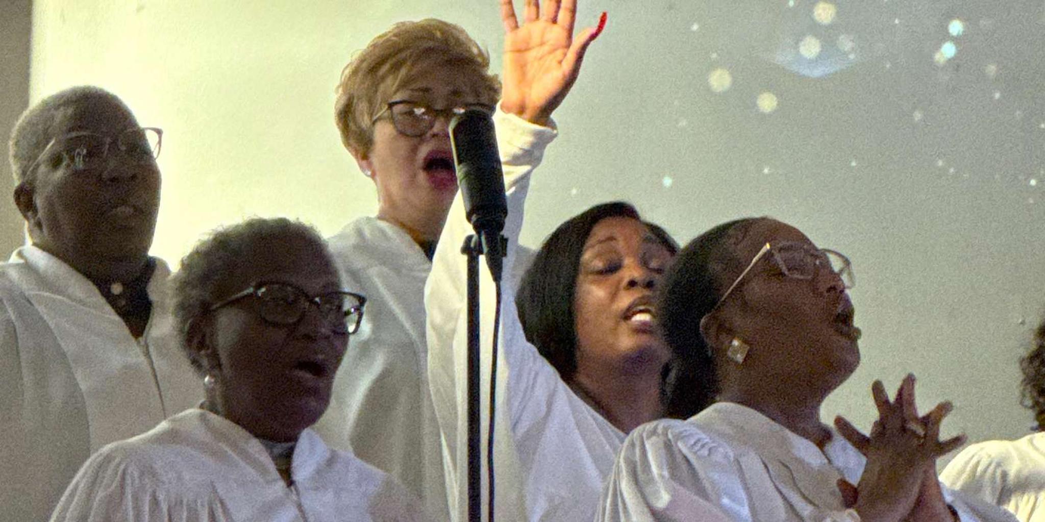 New York Harlem Walking Tour with Gospel Mass - Image 1