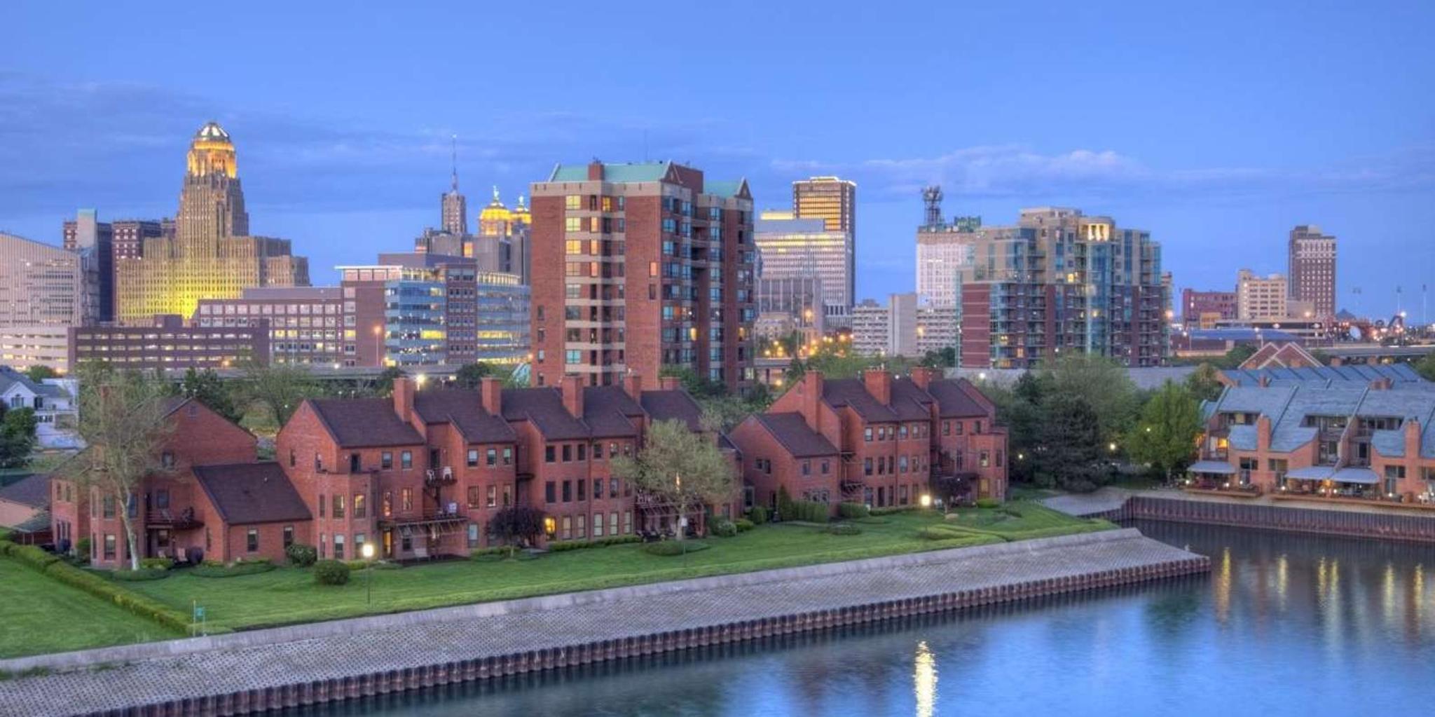 Buffalo Airport Private Transfer to Downtown - Image 3