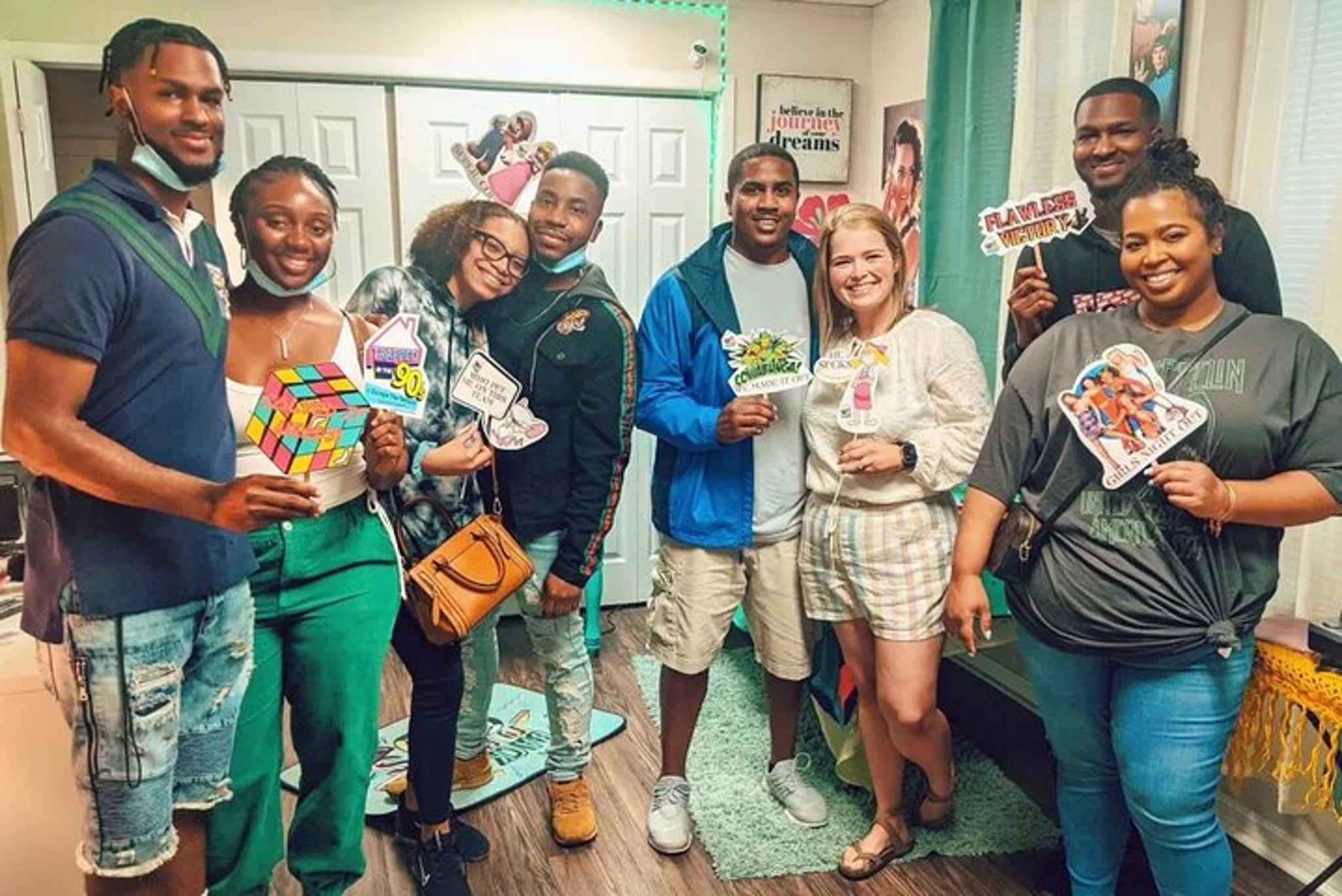 Tampa Escape Rooms 80s & 90s Experience 60 min - Image 5