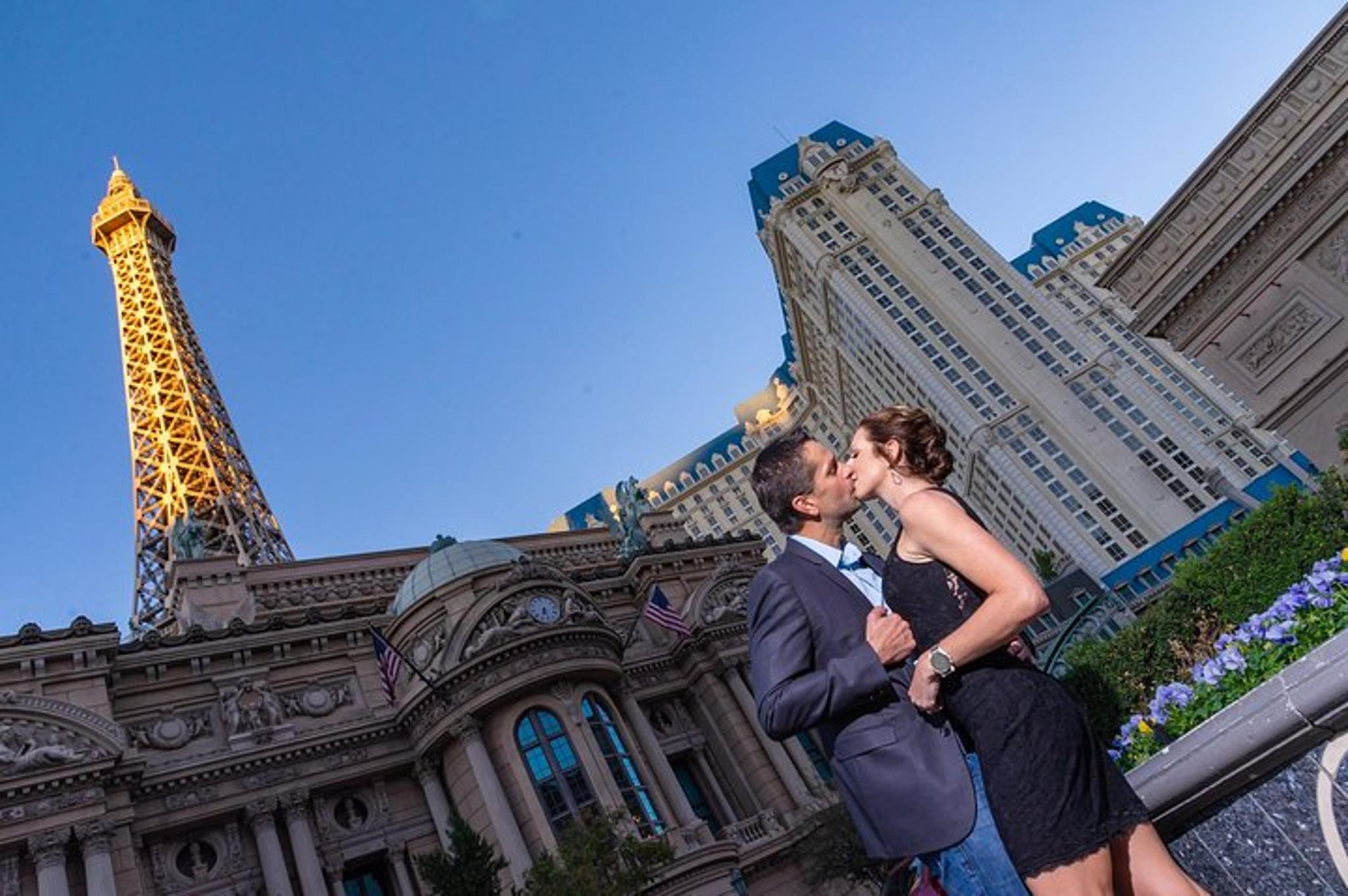 Las Vegas Limo Photo Tour - Image 3