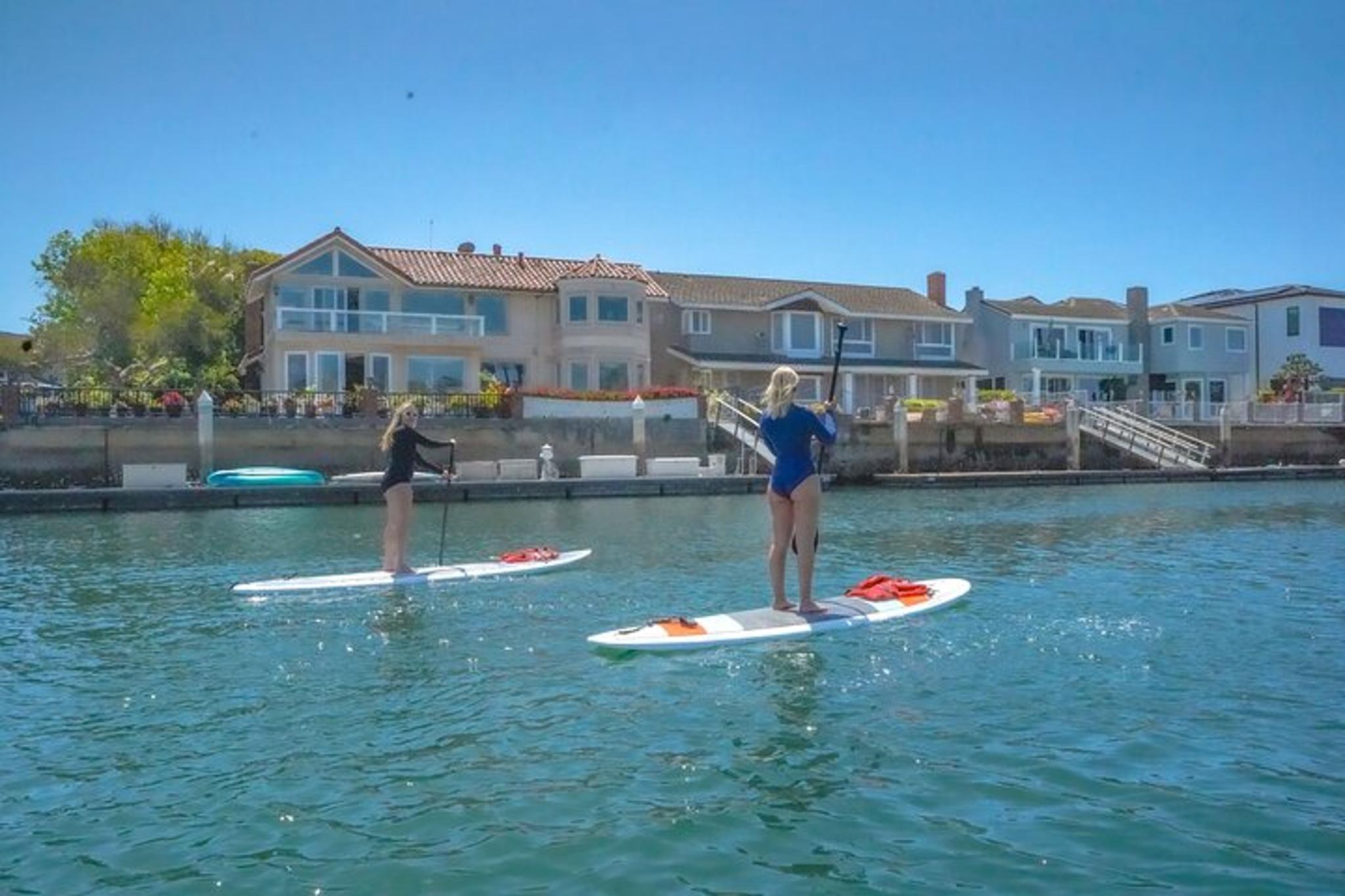 Huntington Beach Stand-Up Paddleboard Rental