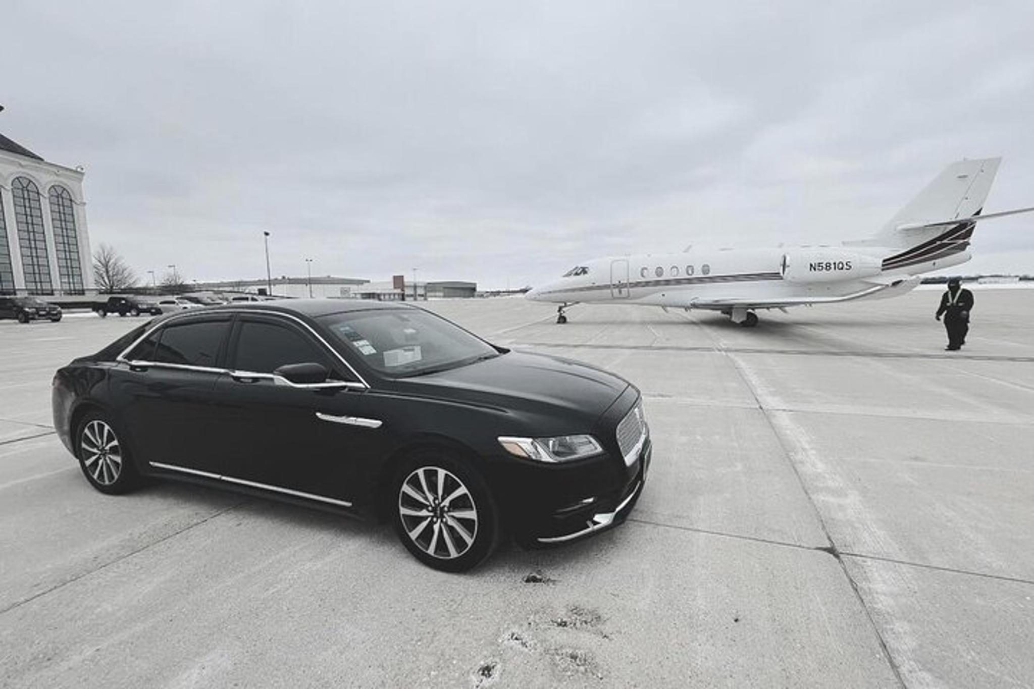 Chicago Executive Limo Service - Image 3
