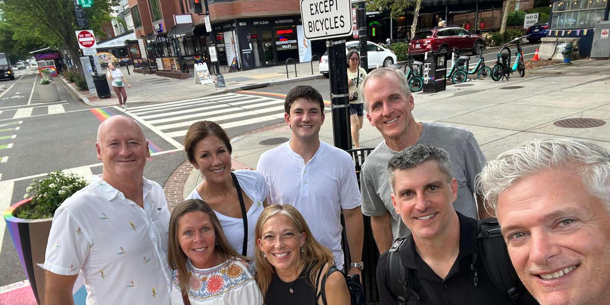 Washington DC Food Tour in Local Neighborhoods - Image 2