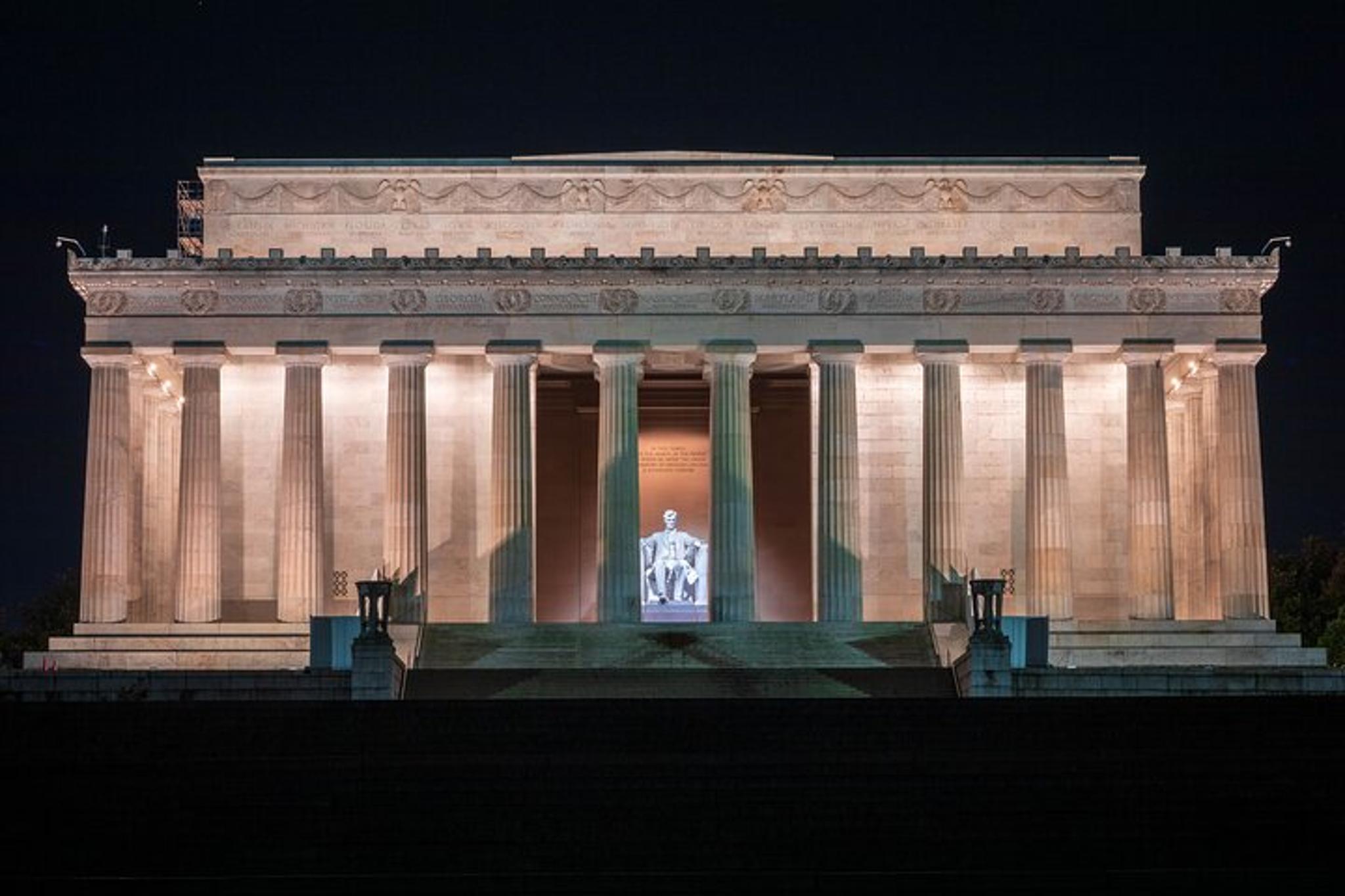 Washington DC Monumental Moonlight Tour