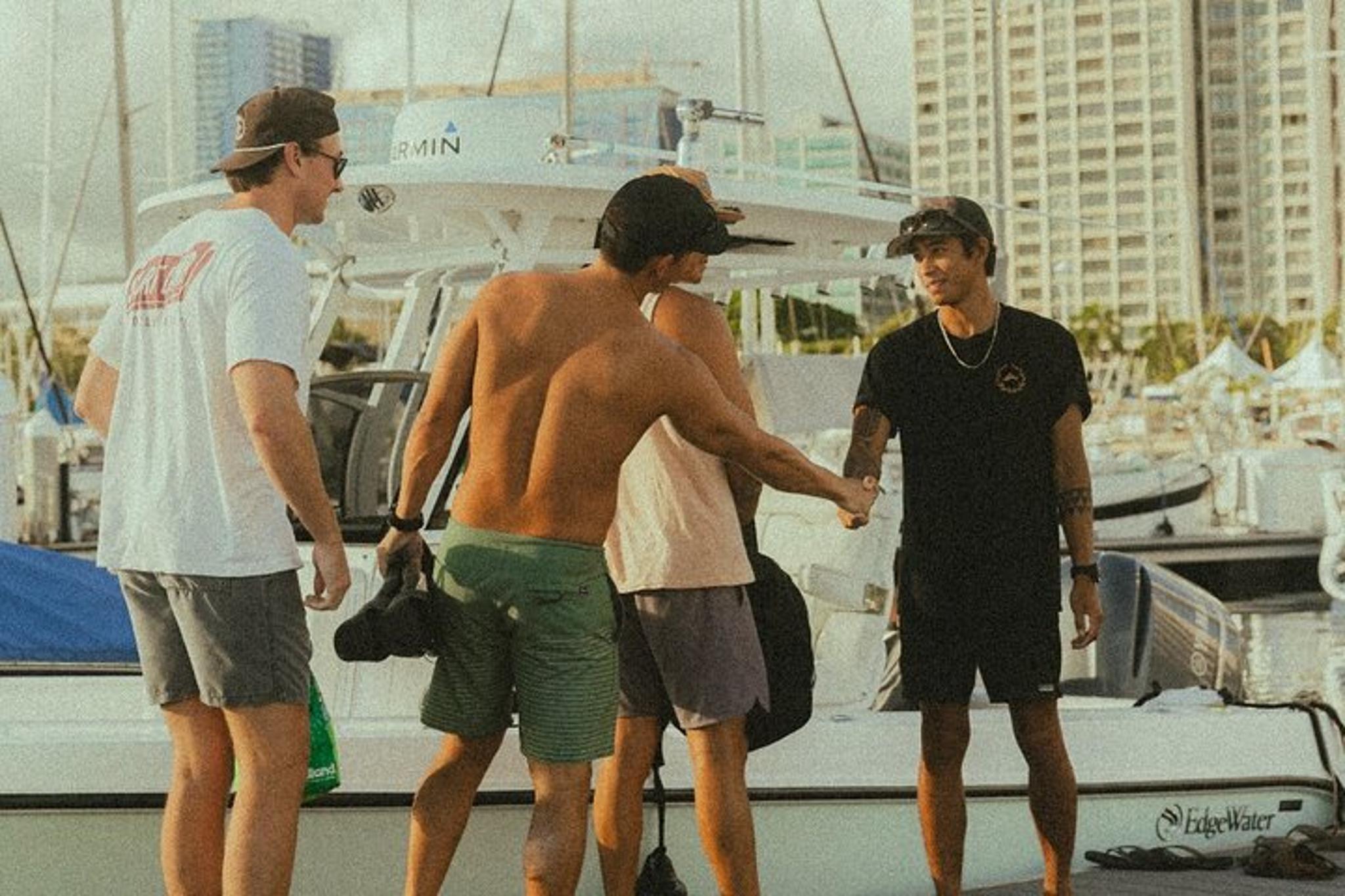 Honolulu Snorkel Tour at Turtle Canyon 90 min - Image 4