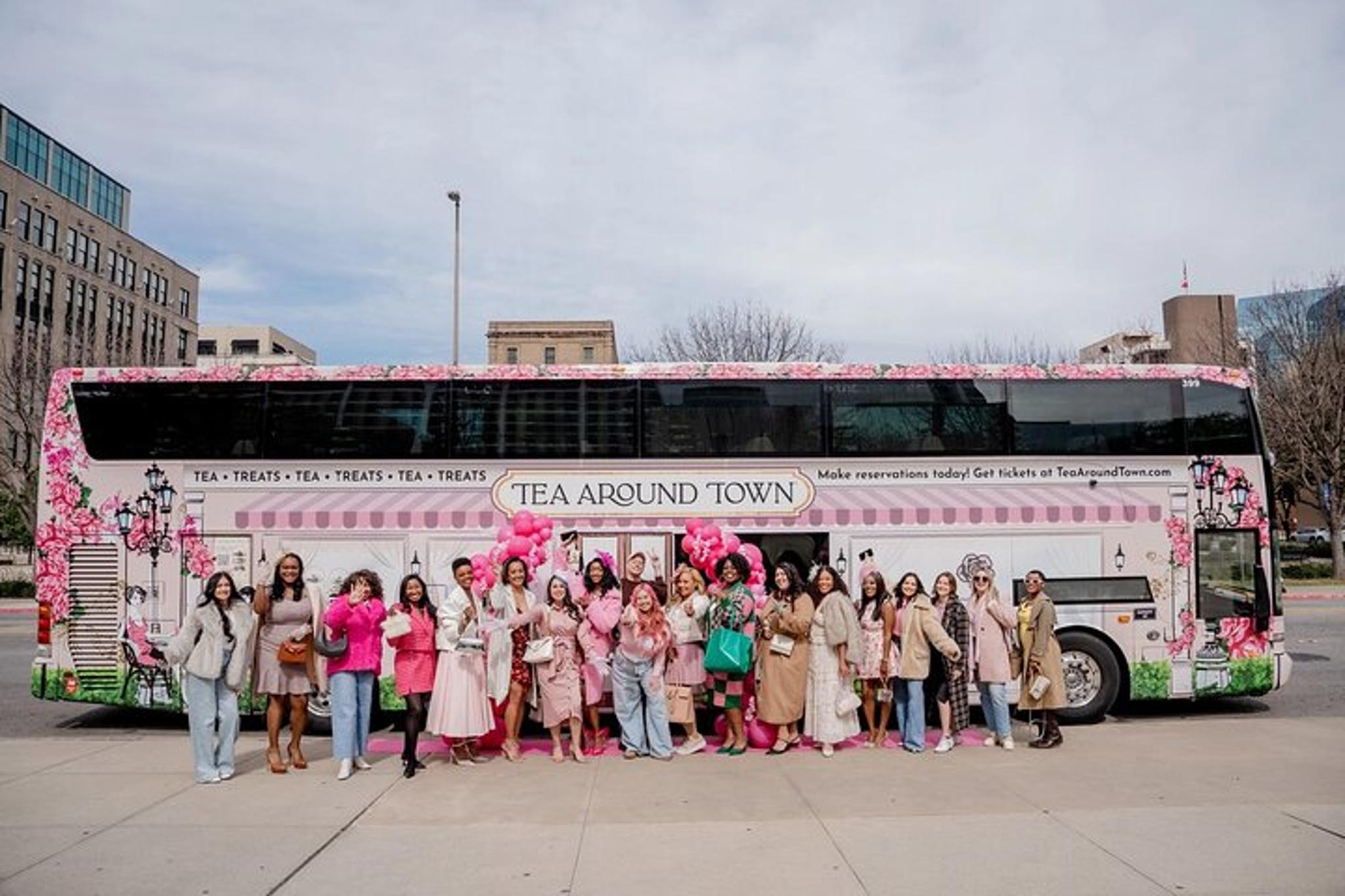 Dallas Tea Bus Tour - Image 4