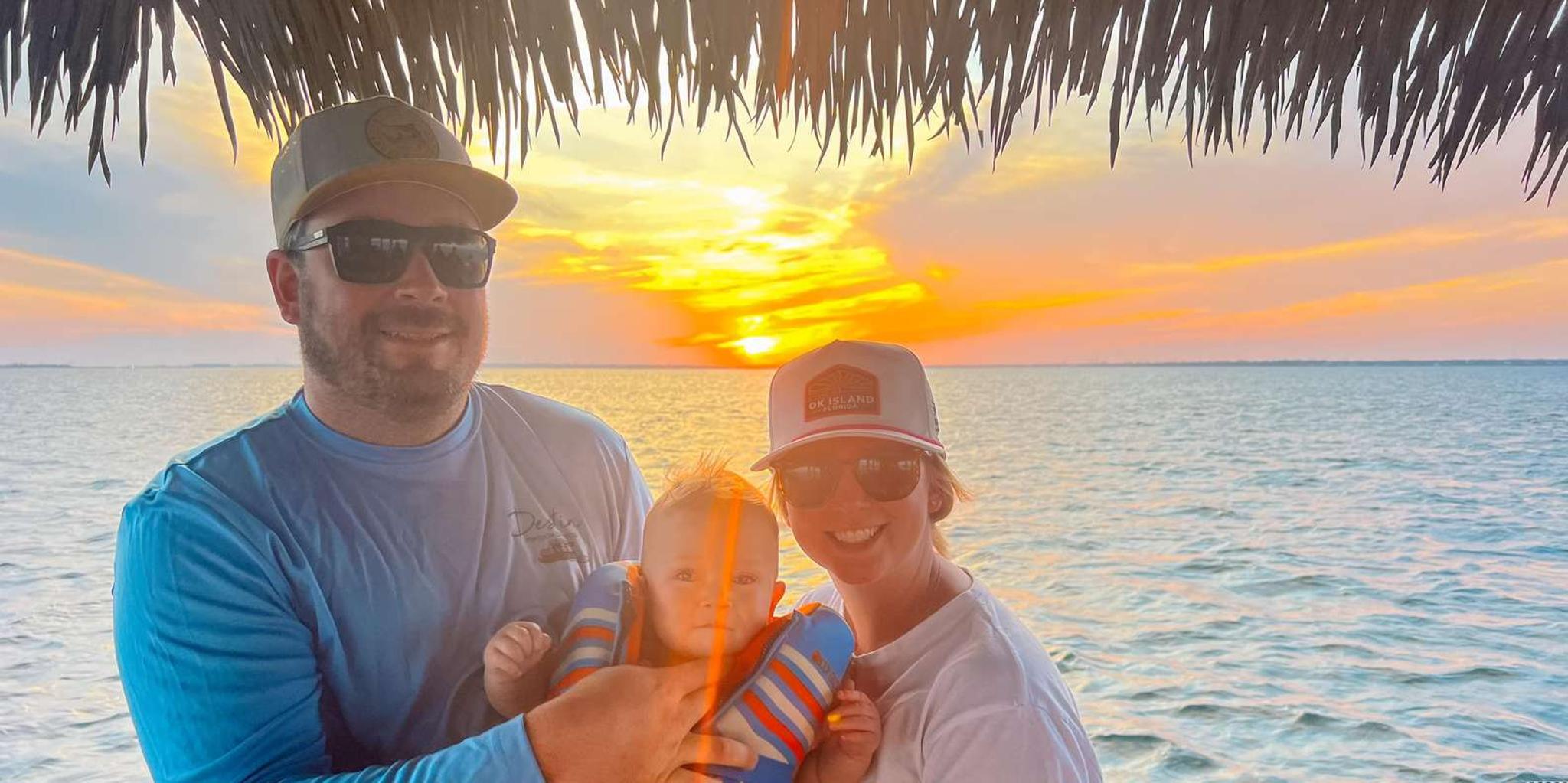 Destin Crab Island Tiki Boat Tour at Sunset - Image 2