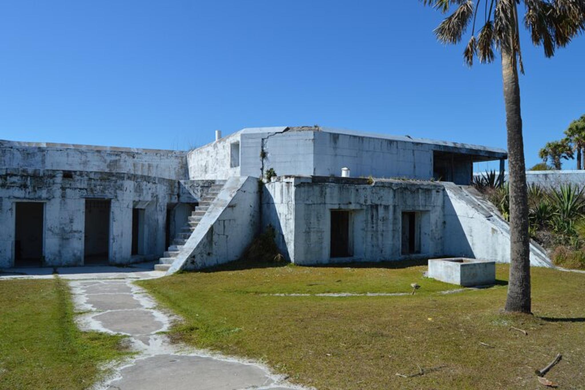 Madeira Beach Shell Key Dolphin Private Boat Tour - Image 6