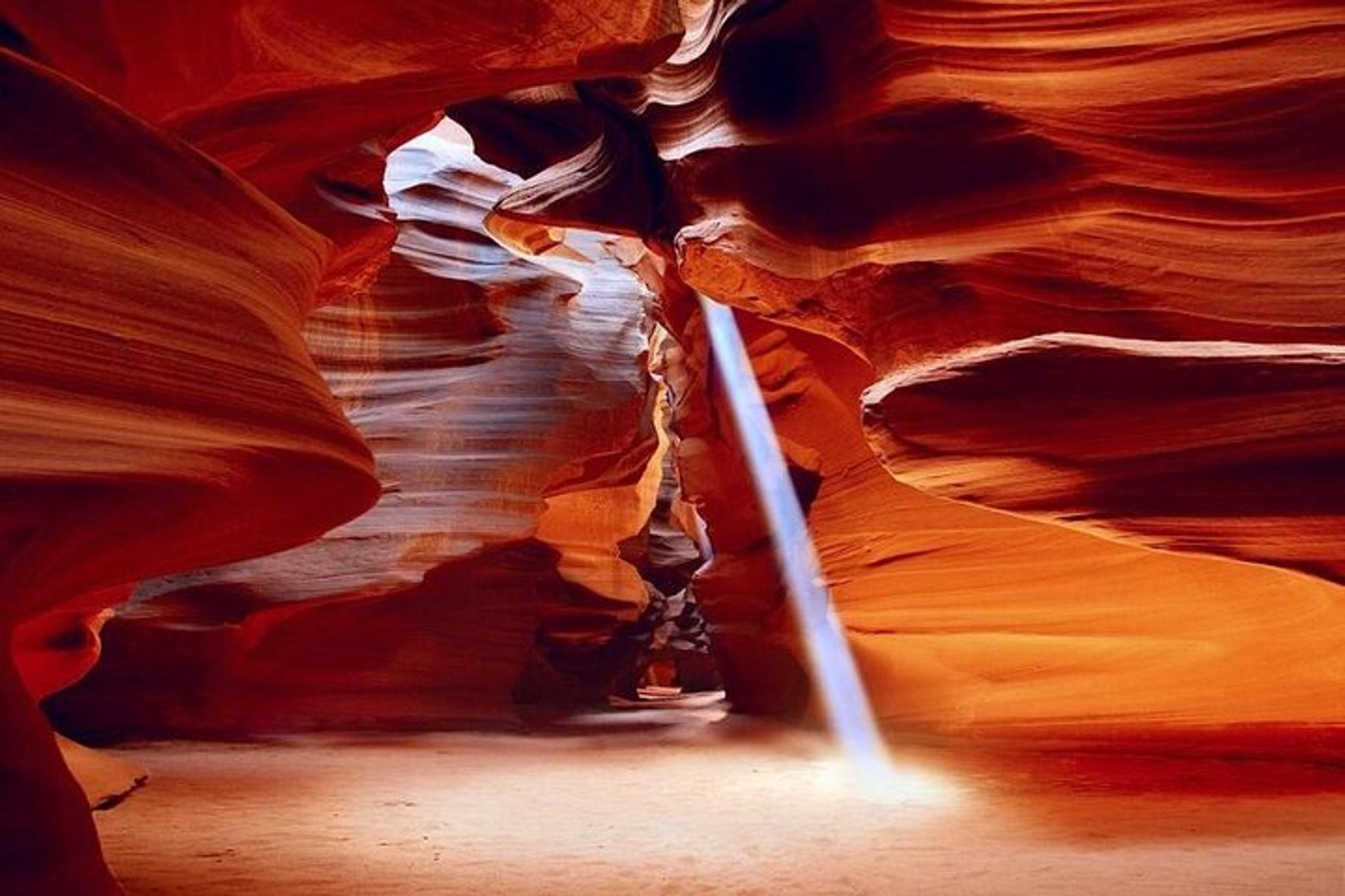 Las Vegas Antelope Canyon and Horseshoe Bend Tour