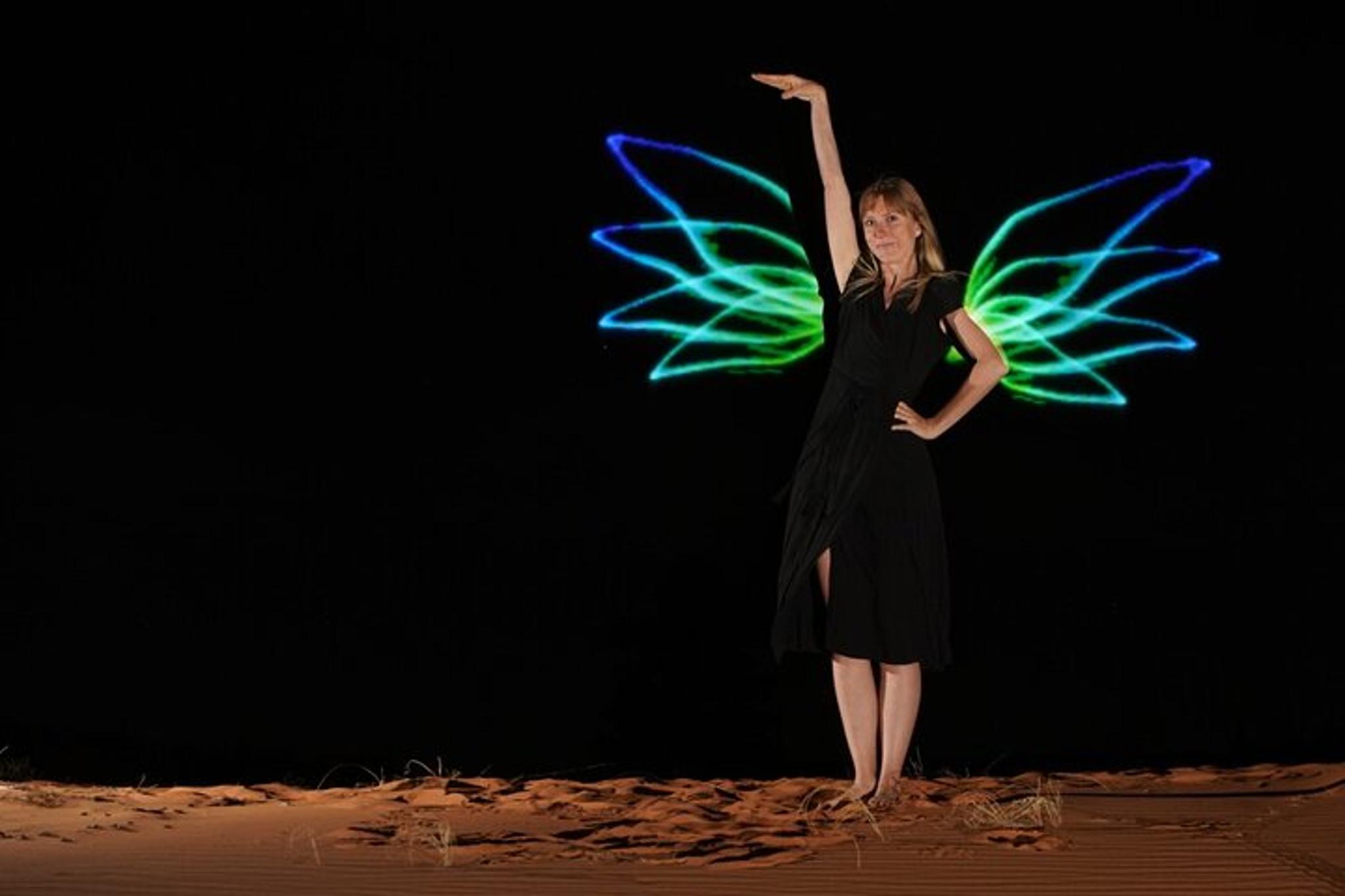 Sand Dunes Light Painting Experience - Image 3