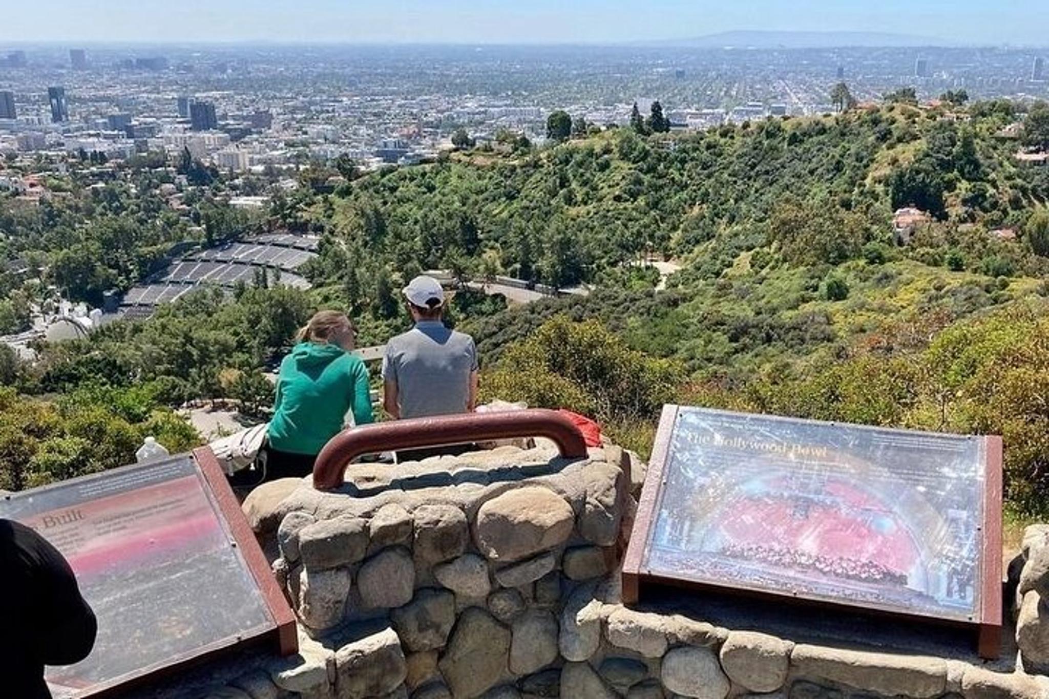 Los Angeles Mulholland Drive and Santa Monica Tour