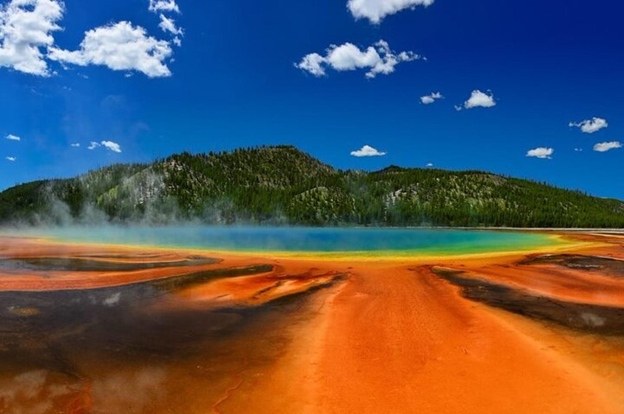 Salt Lake City Yellowstone & Grand Teton 5-Day Tour - Image 4