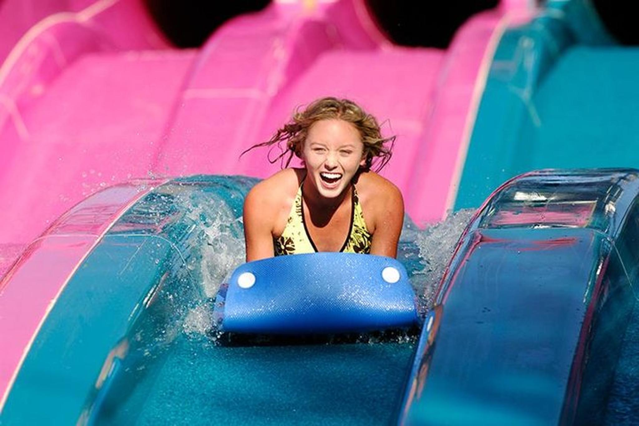 Tampa Adventure Island Water Park Ticket - Image 6