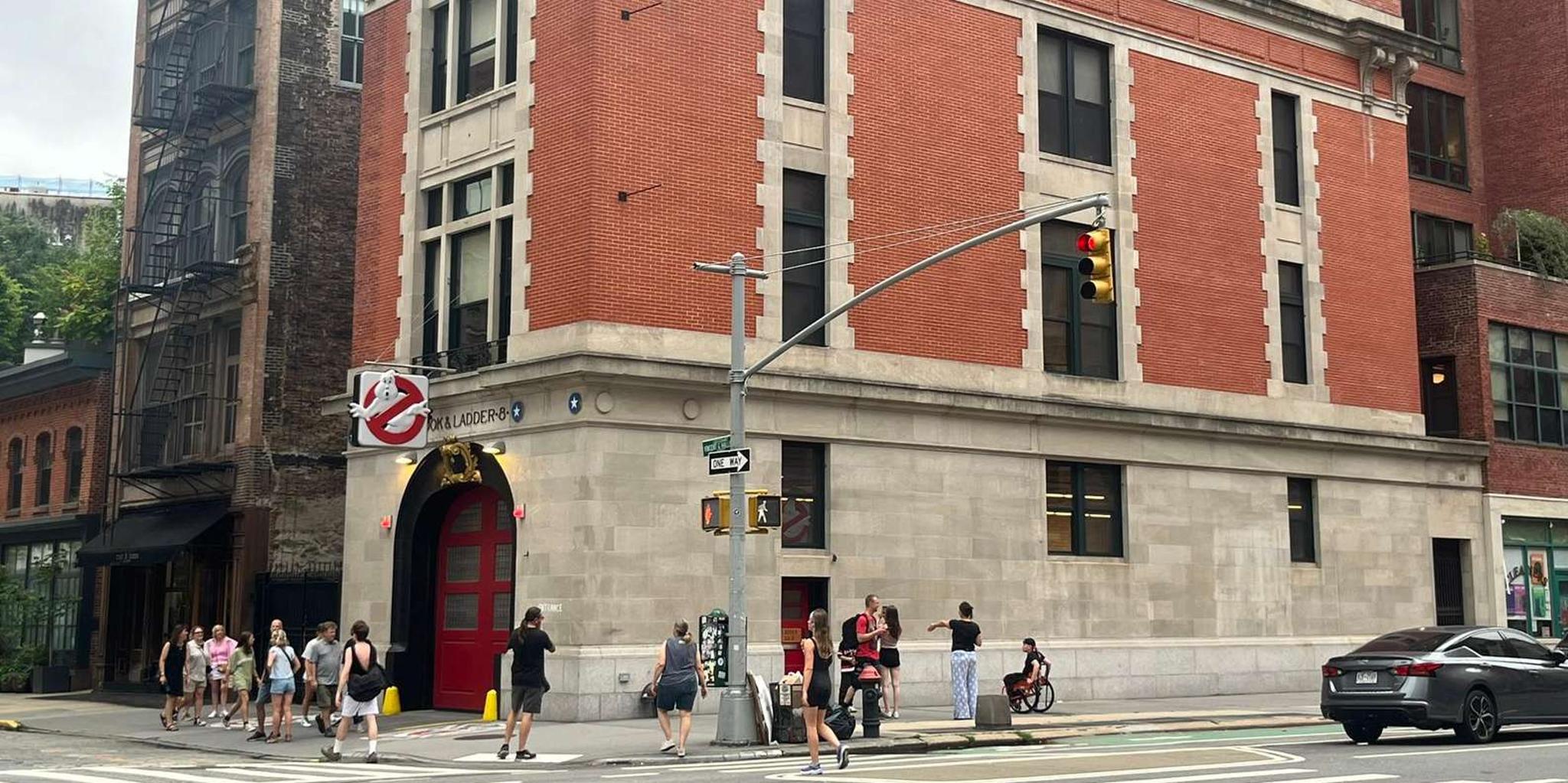 New York Film and Celebrity Tour in Italian 3 hr - Image 4