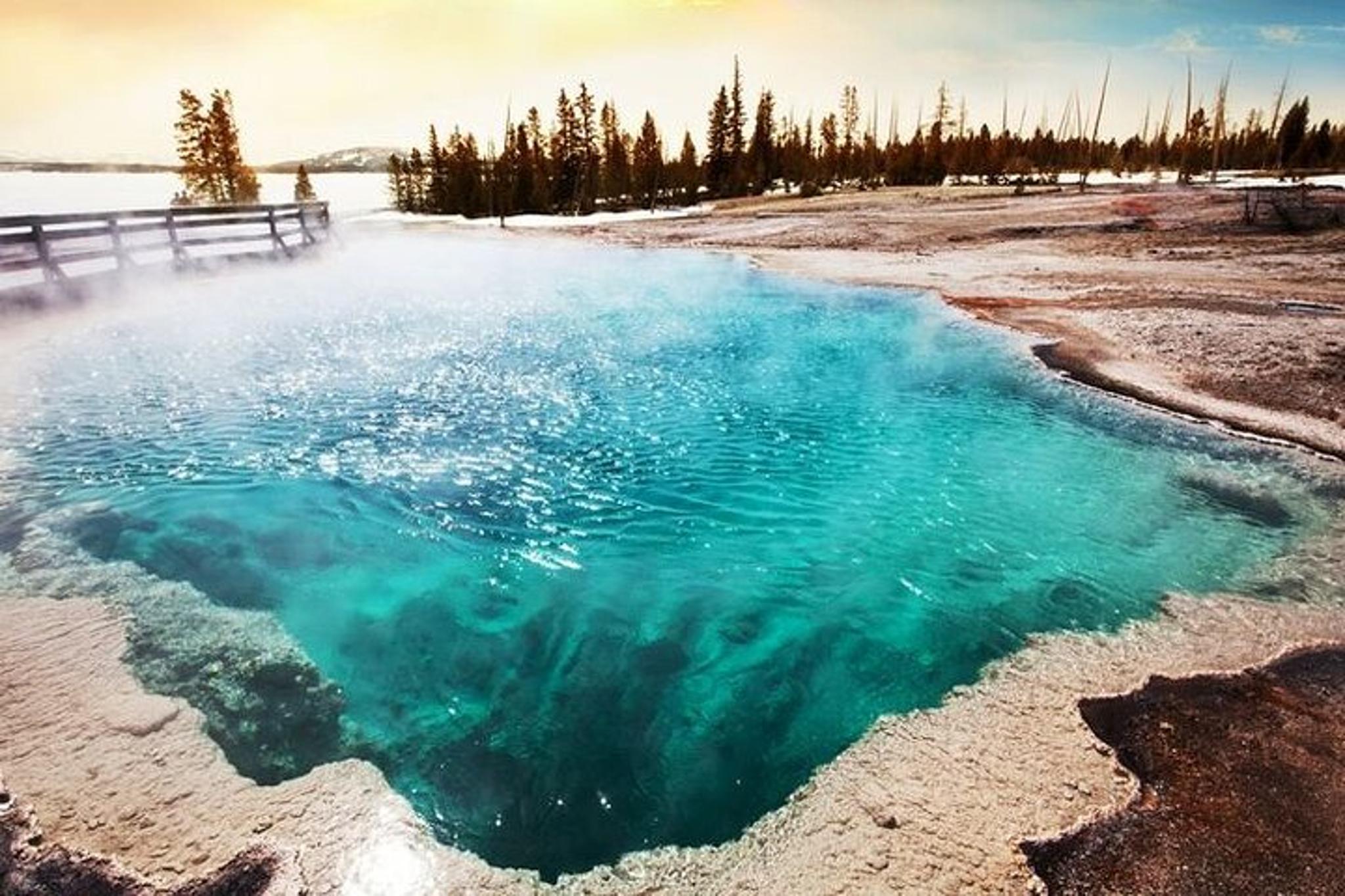 Salt Lake City Yellowstone & Grand Teton 5-Day Tour - Image 5