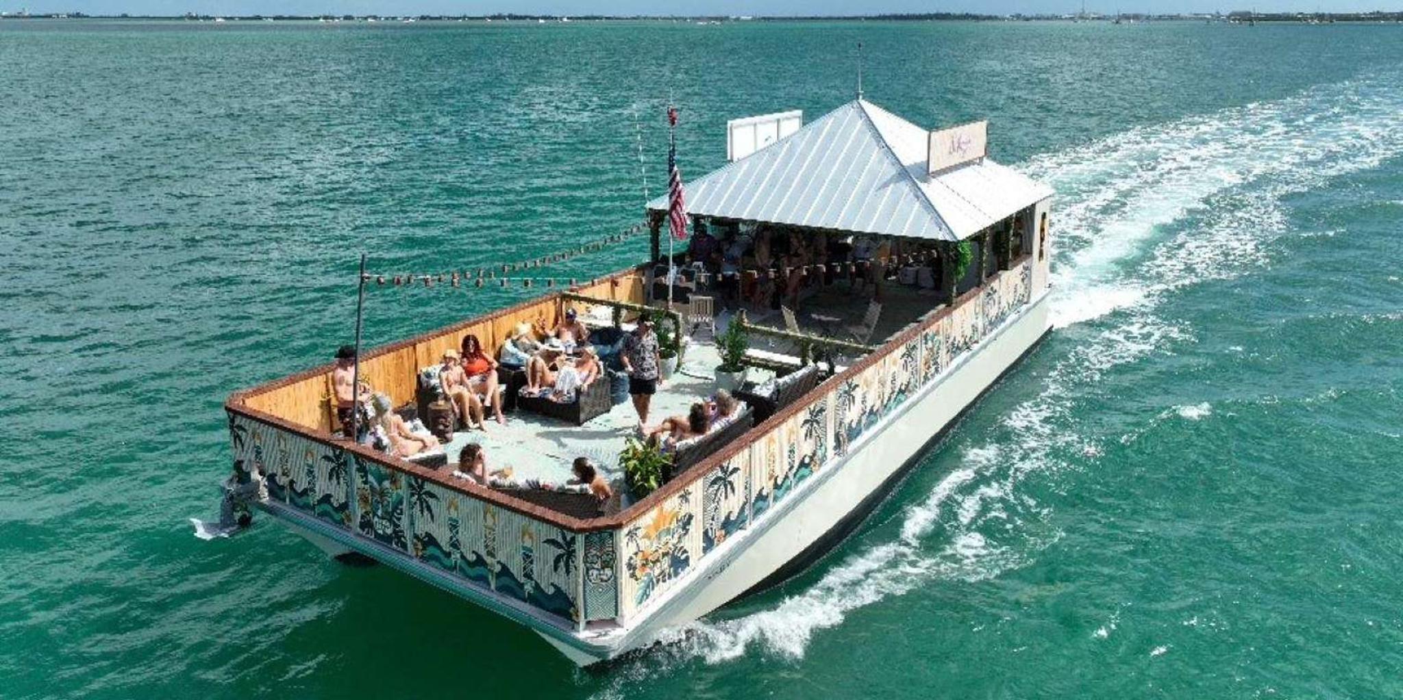 Key West Sandbar Safari Tiki Cruise - Image 4