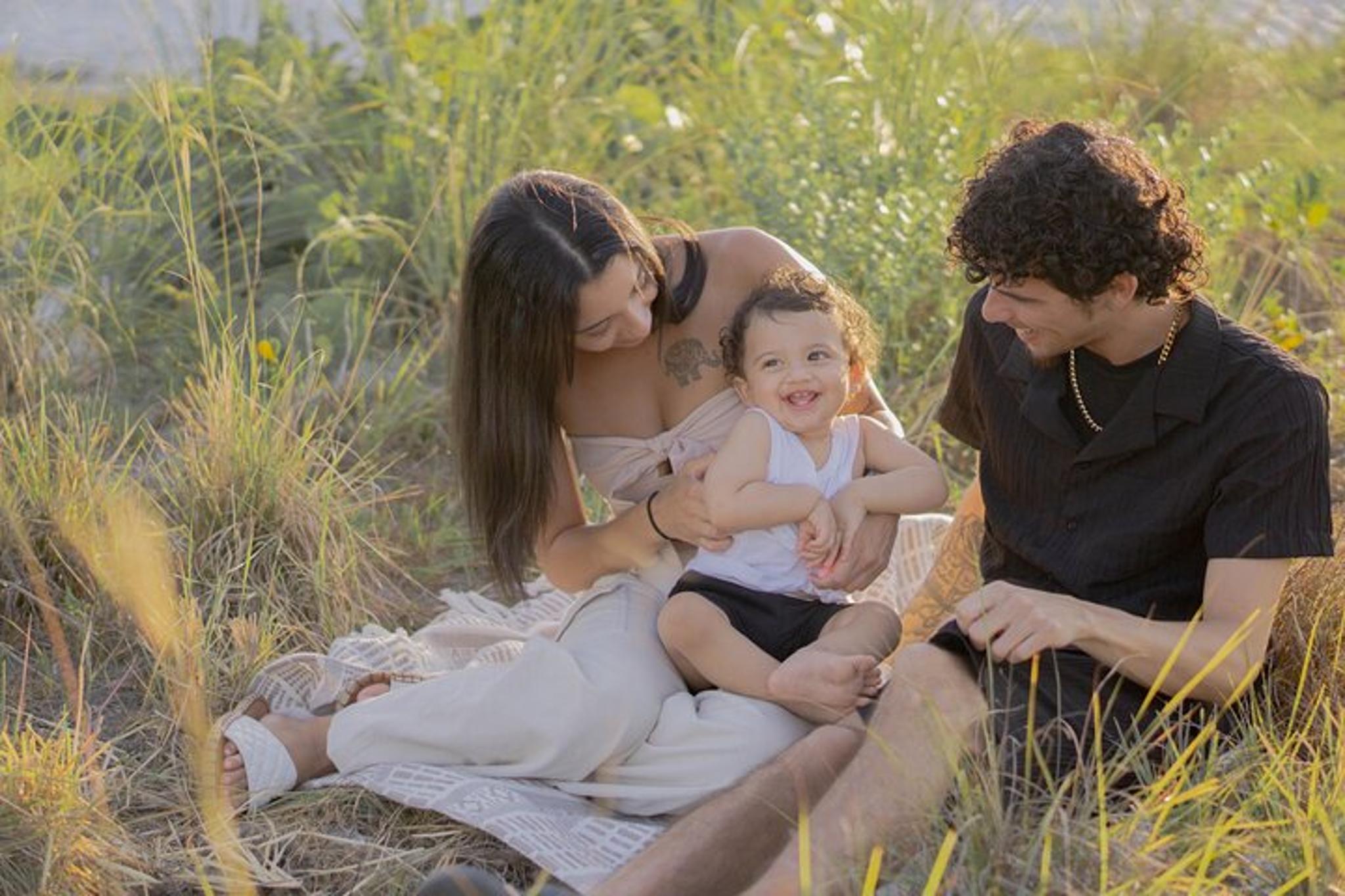 Fort Myers Beach Photo Session at Sunset 1 hr - Image 6