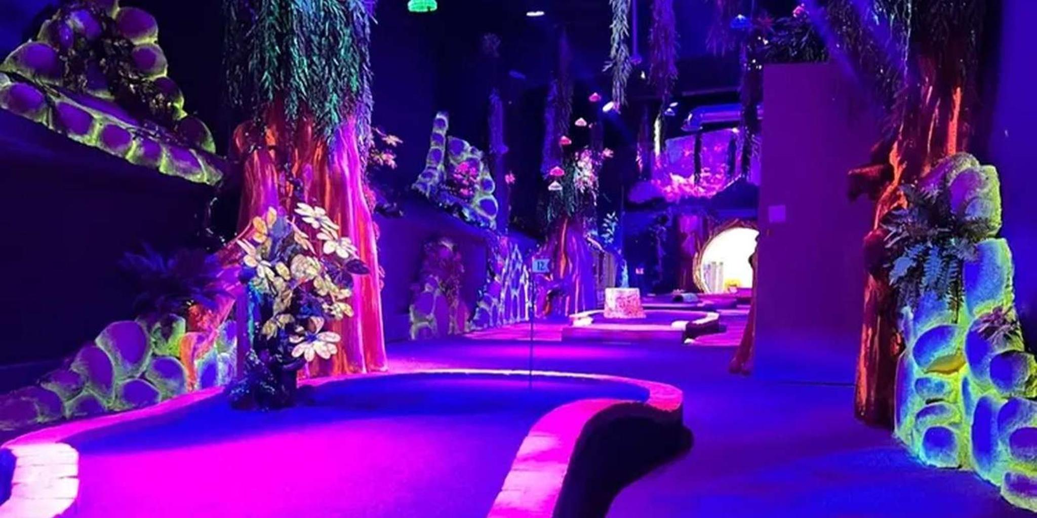 Pigeon Forge Indoor Mini Golf - Image 3