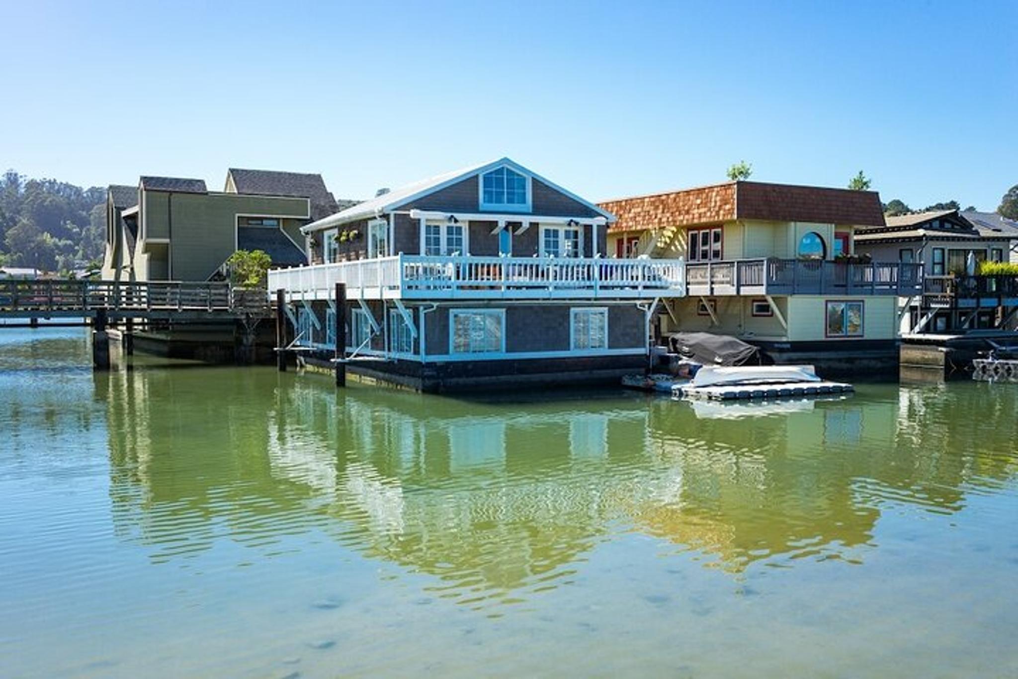 San Francisco Alcatraz and Sausalito Floating Homes Tour - Image 3