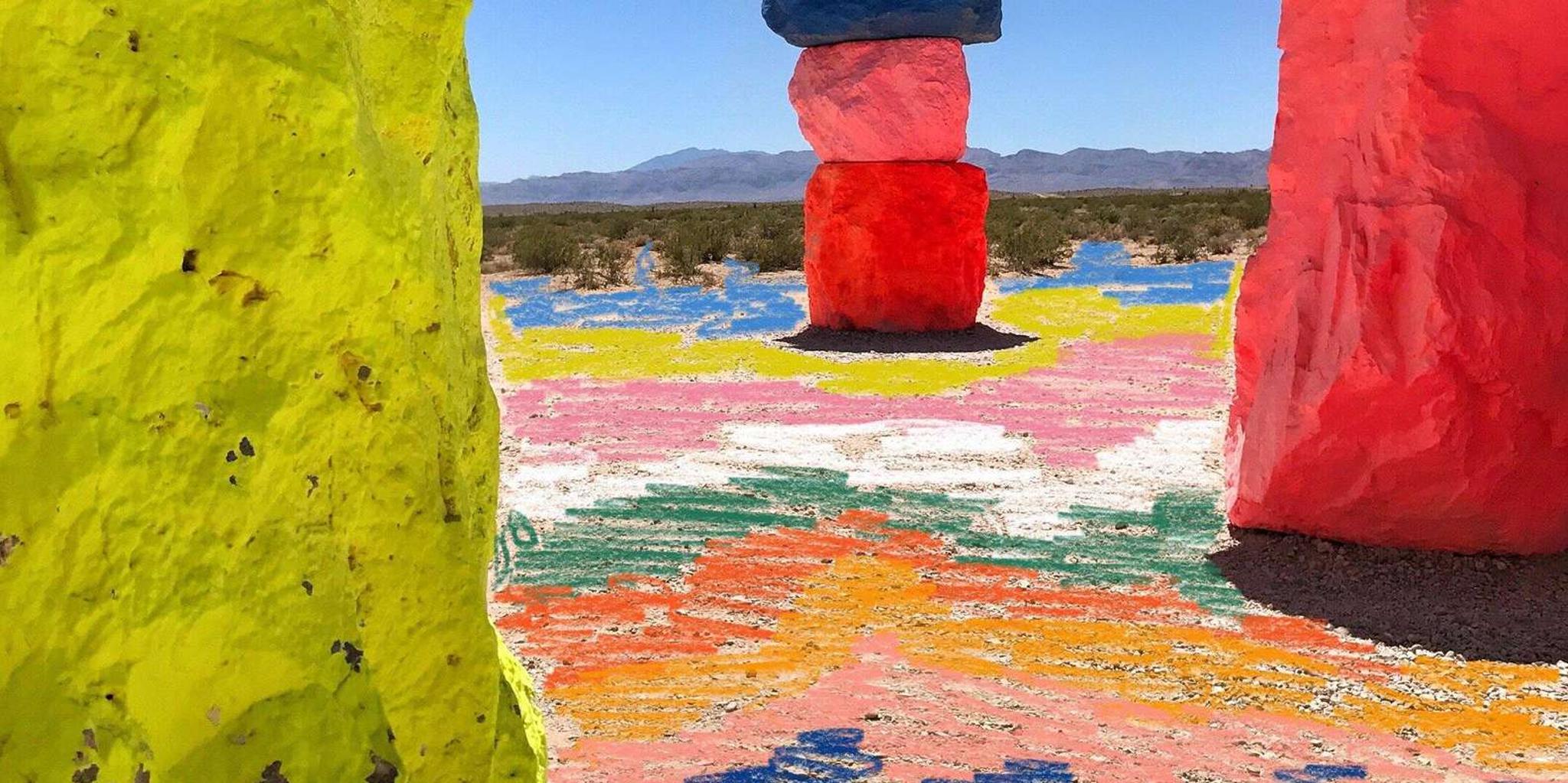 Las Vegas Seven Magic Mountains Tour - Image 3