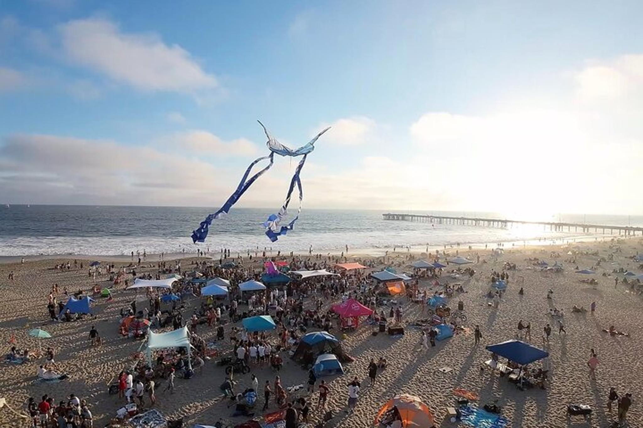 Venice Beach Boardwalk Roller Skating Tour - Image 4