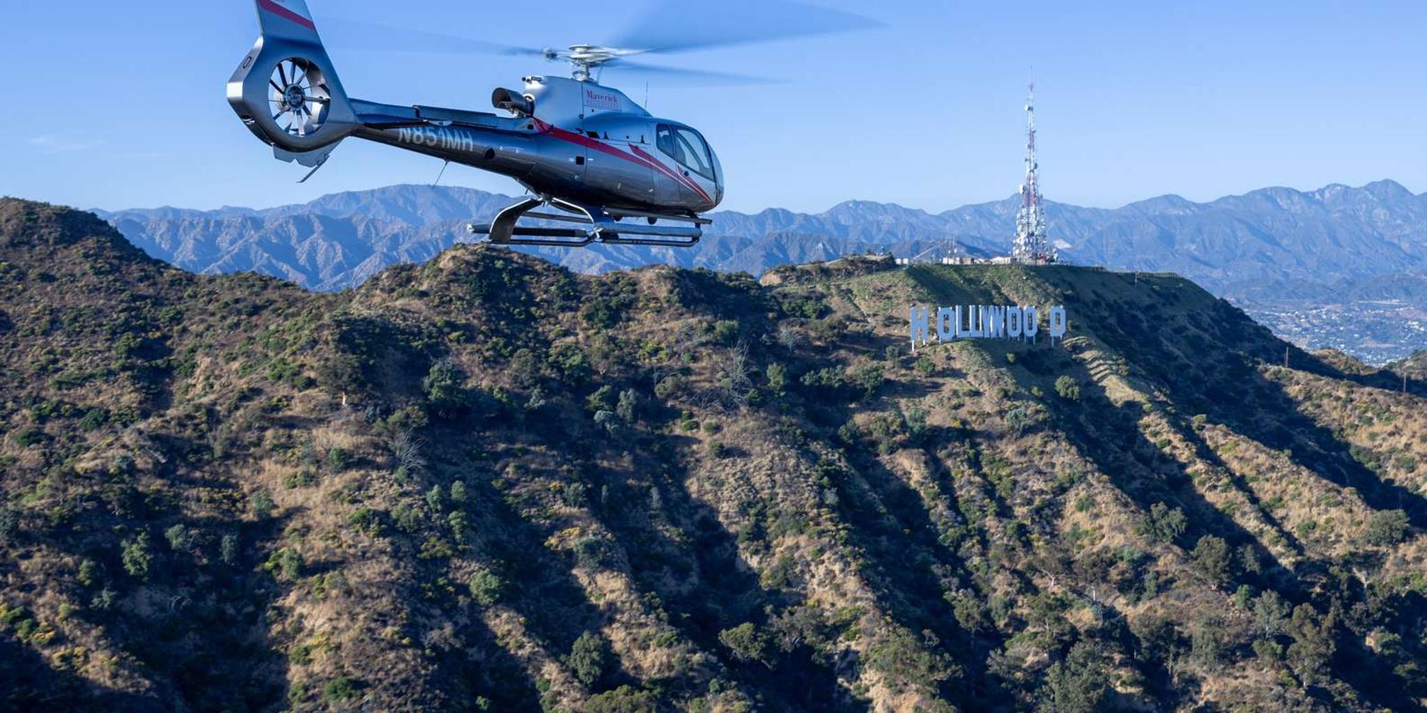 Los Angeles Helicopter Tour Over Hollywood and Beyond