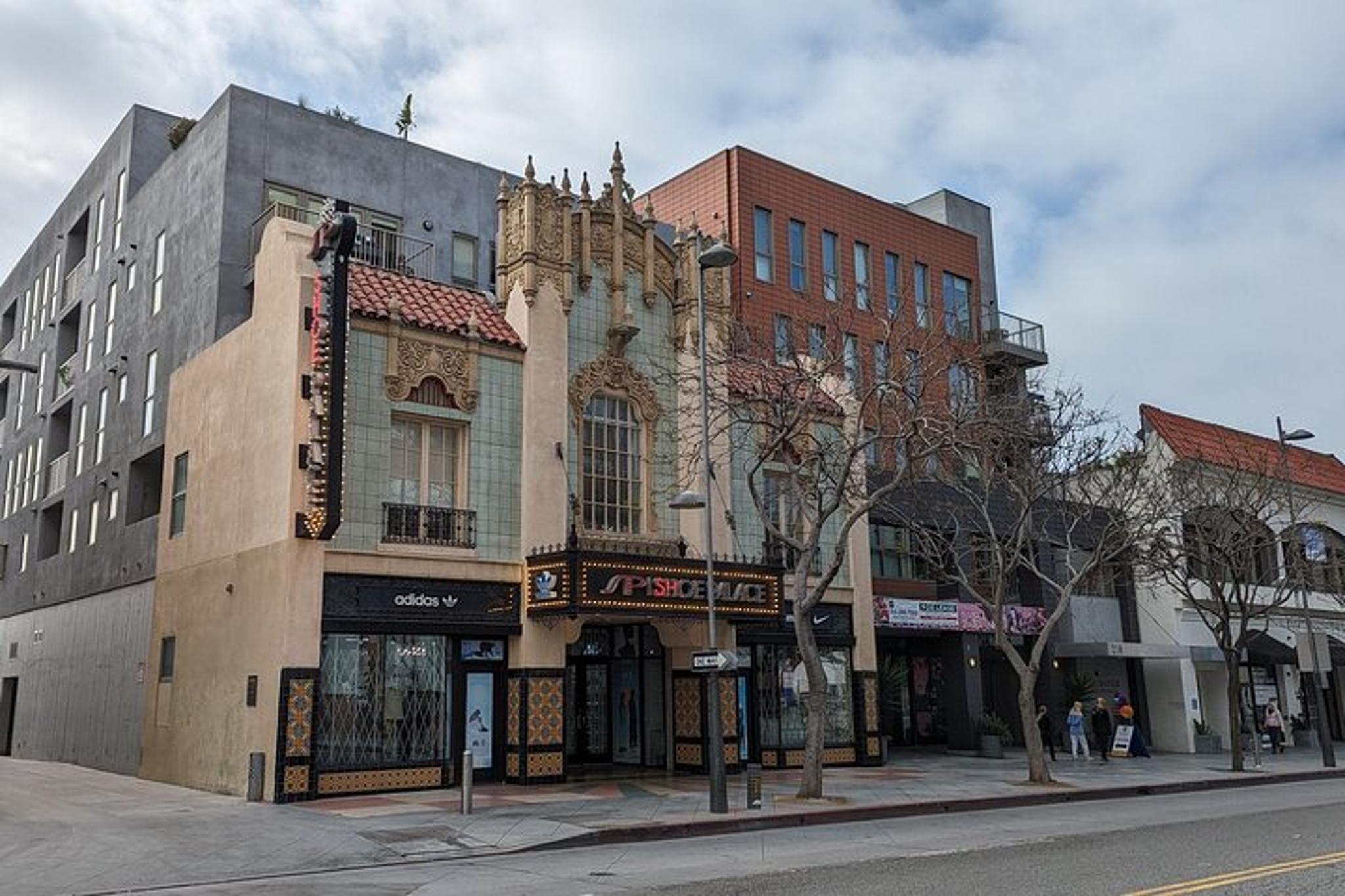 Santa Monica Scavenger Hunt Walking Tour - Image 5