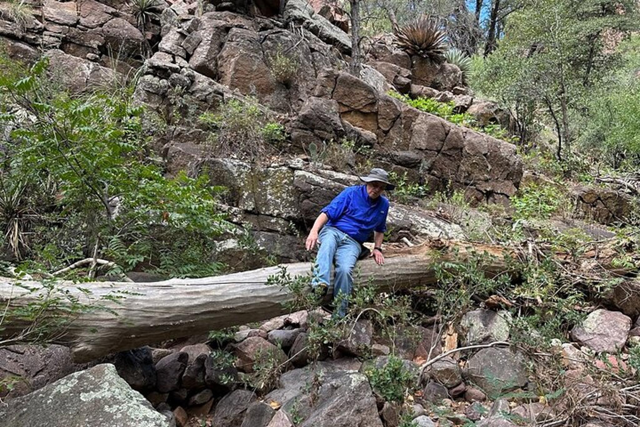 Chrysotile Off-Road and Hiking Adventure - Image 4