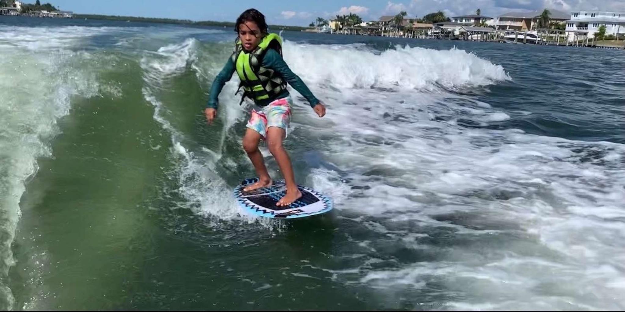 Clearwater Beach WakeSurfing and Watersports Tour - Image 4