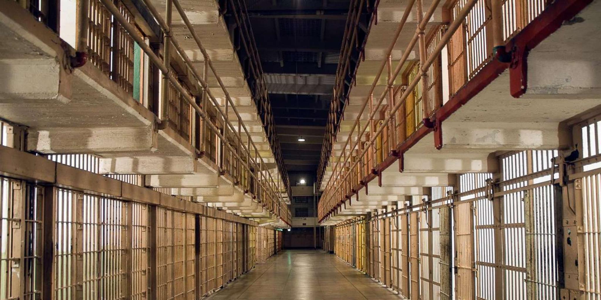 San Francisco Golden Gate Bridge and Alcatraz Tour - Image 4