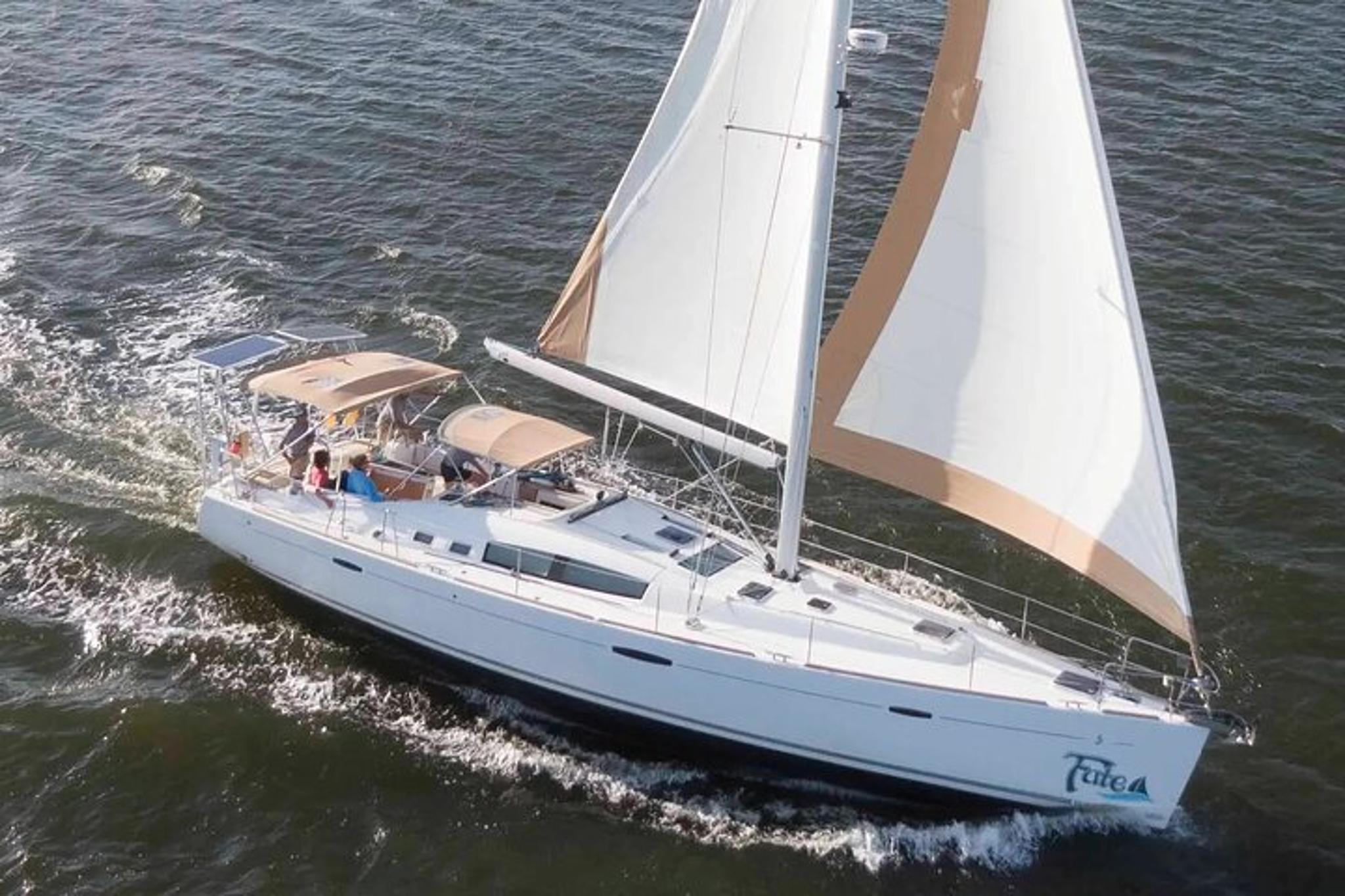 Charleston Sailing Tour on 50ft Yacht - Image 2