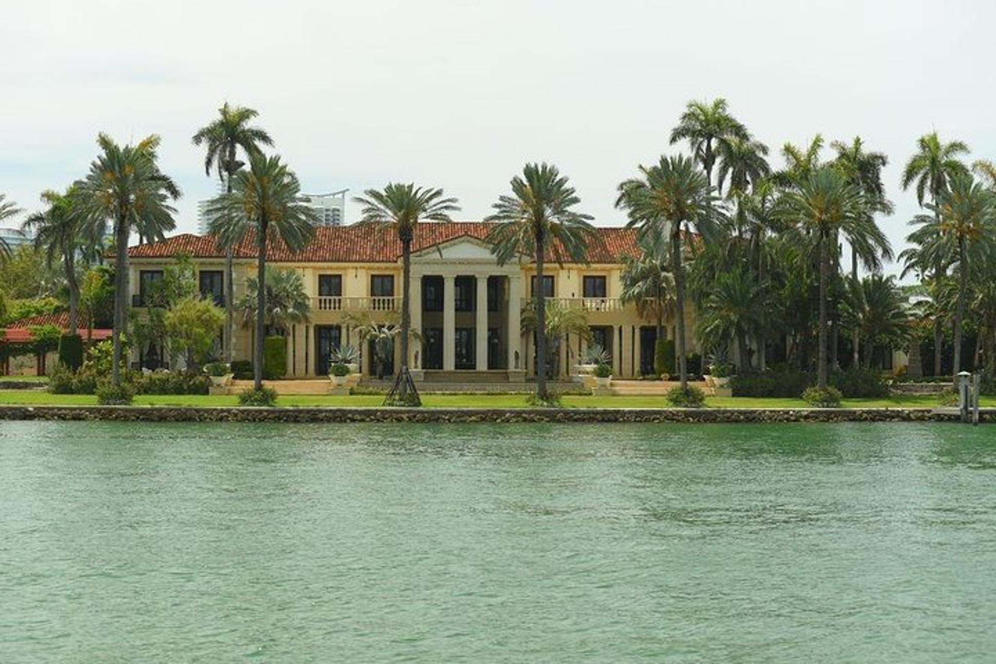 Miami Boat Tour of Millionaire's Row with Hotel Pickup - Image 3