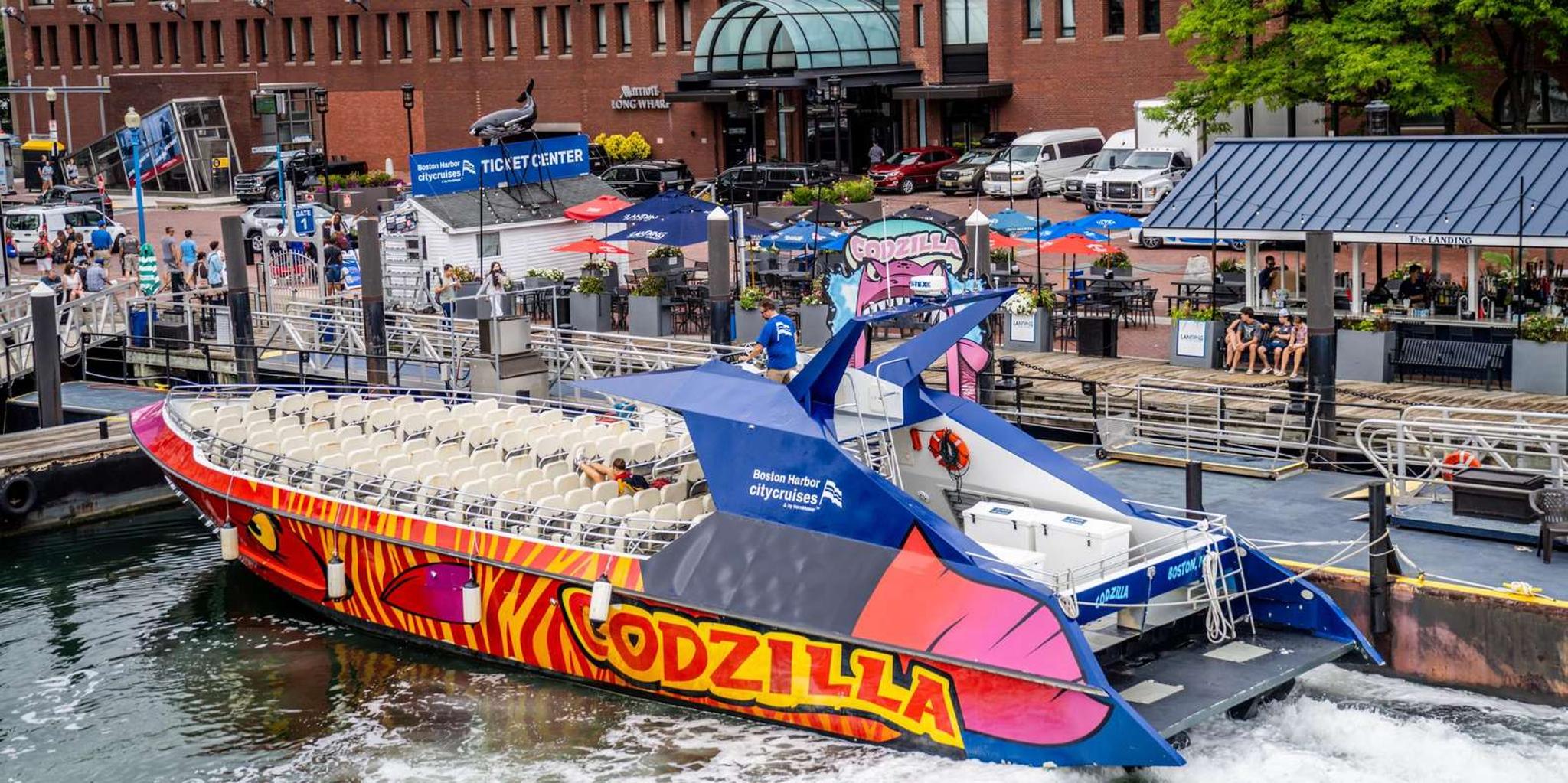 Boston Codzilla High-Speed Thrill Boat Ride - Image 5