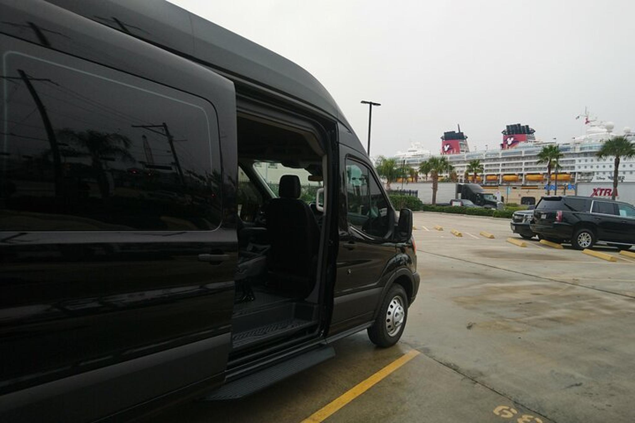 Galveston to Houston Airport Shuttle - Image 6