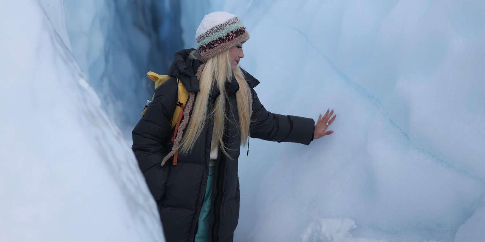 Anchorage Matanuska Glacier Hike with Transfers - Image 4