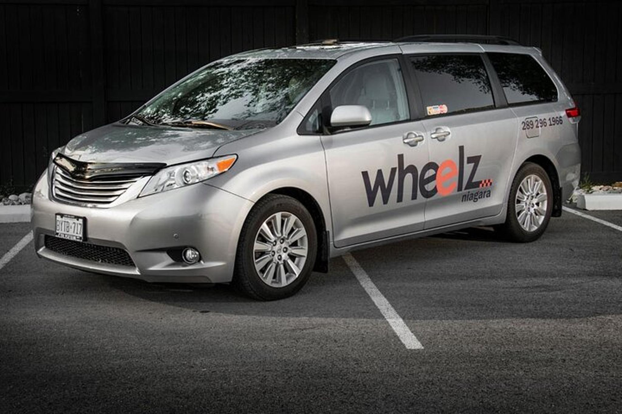 Buffalo Airport to Niagara Falls Private Transfer