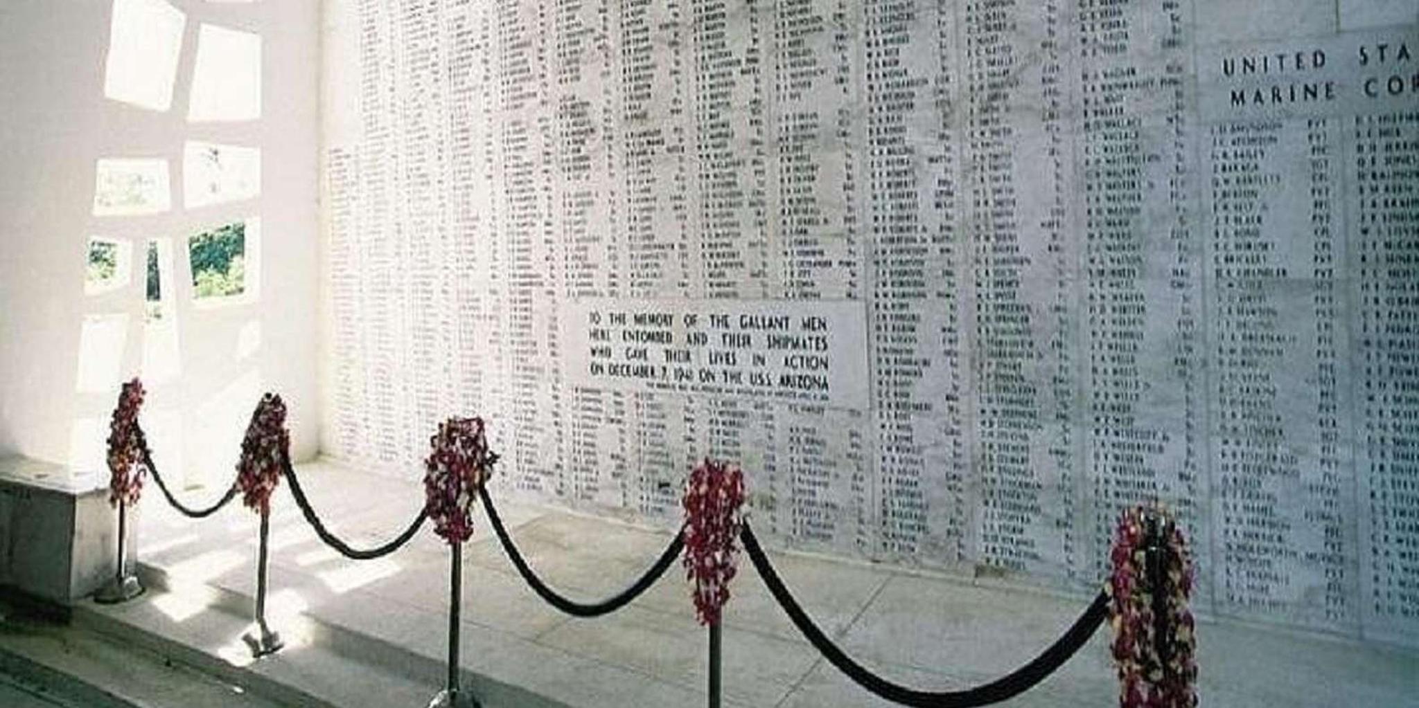 Honolulu USS Arizona Memorial and City Tour