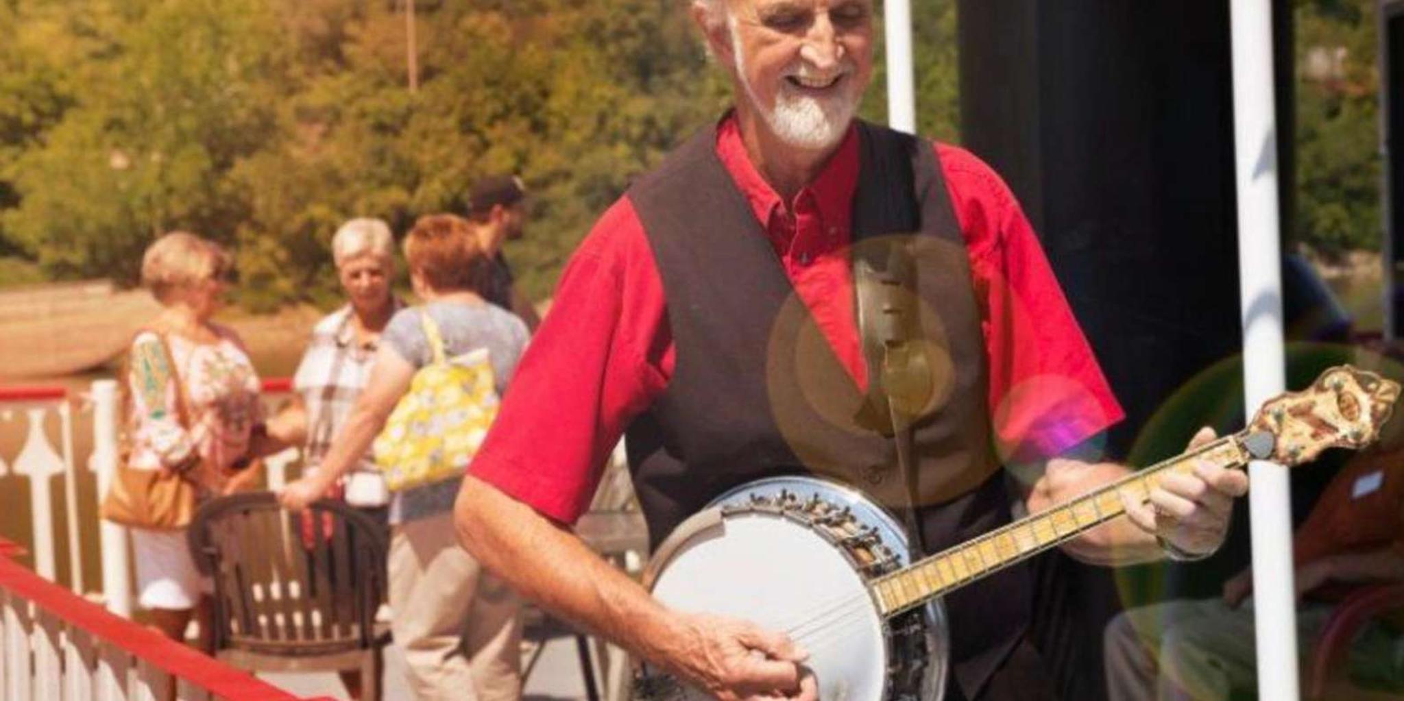 Cincinnati Dixieland Jazz Brunch Cruise - Image 6