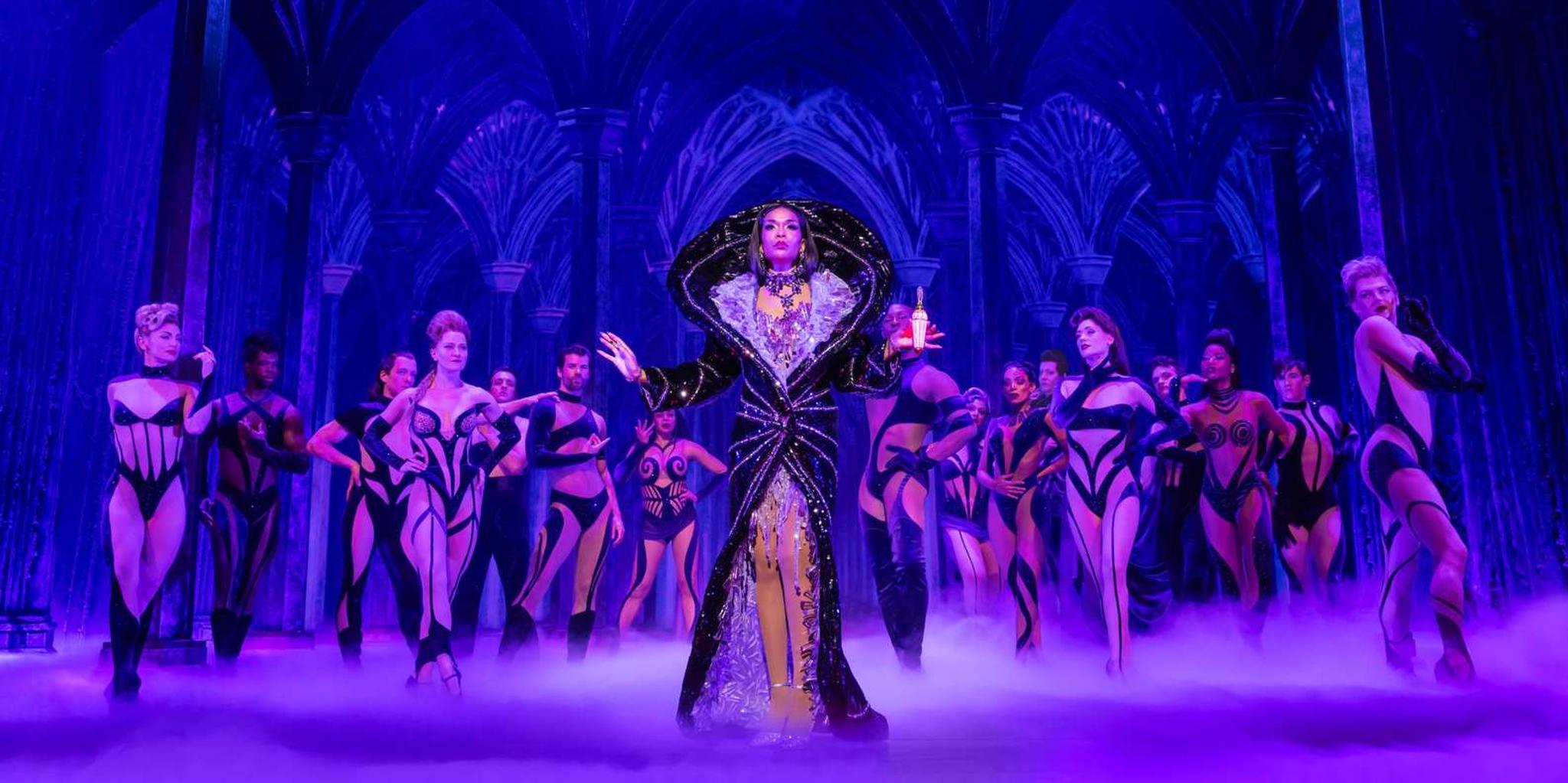 New York City Death Becomes Her Musical on Broadway - Image 2