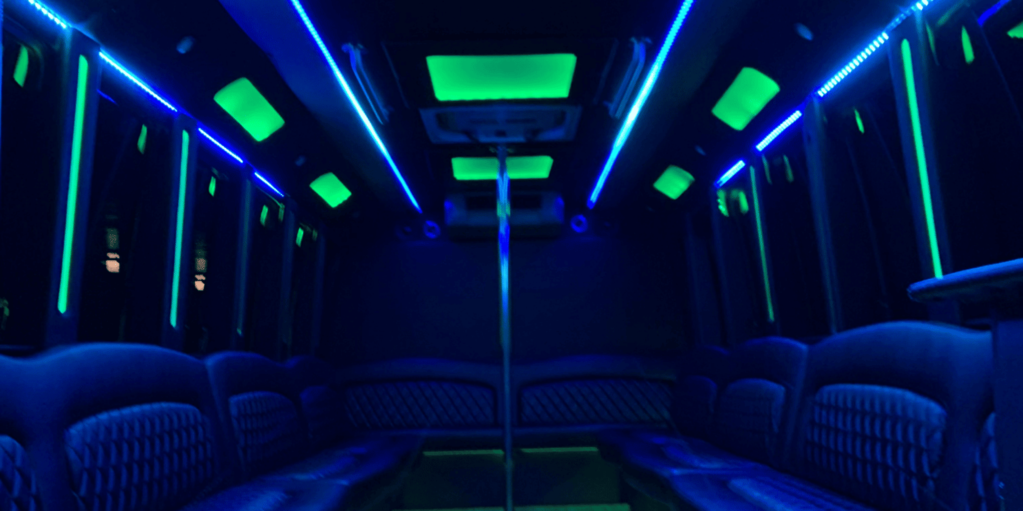 Las Vegas Party Bus Tour with Champagne - Image 3