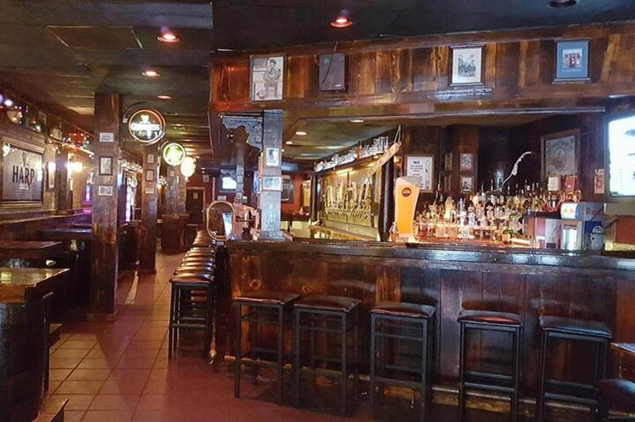 Galveston Pub Crawl in the Red Light District - Image 4