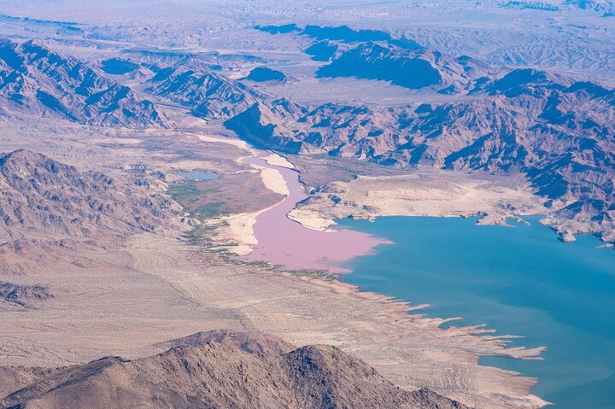 Las Vegas Helicopter Tour Over Hoover Dam - Image 2